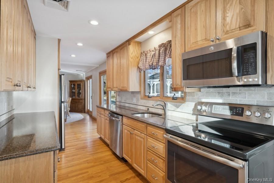 258 Church Lane, Aquebogue, NY 11931