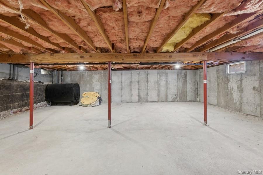 258 Church Lane, Aquebogue, NY 11931