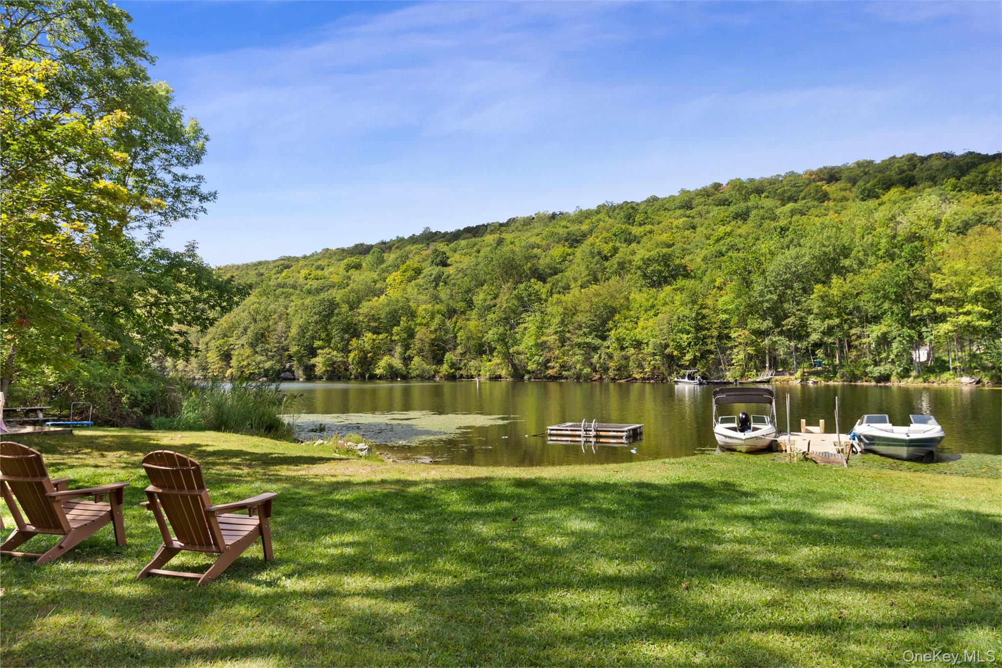 9 Oakdale Road, Putnam Valley, NY 10579