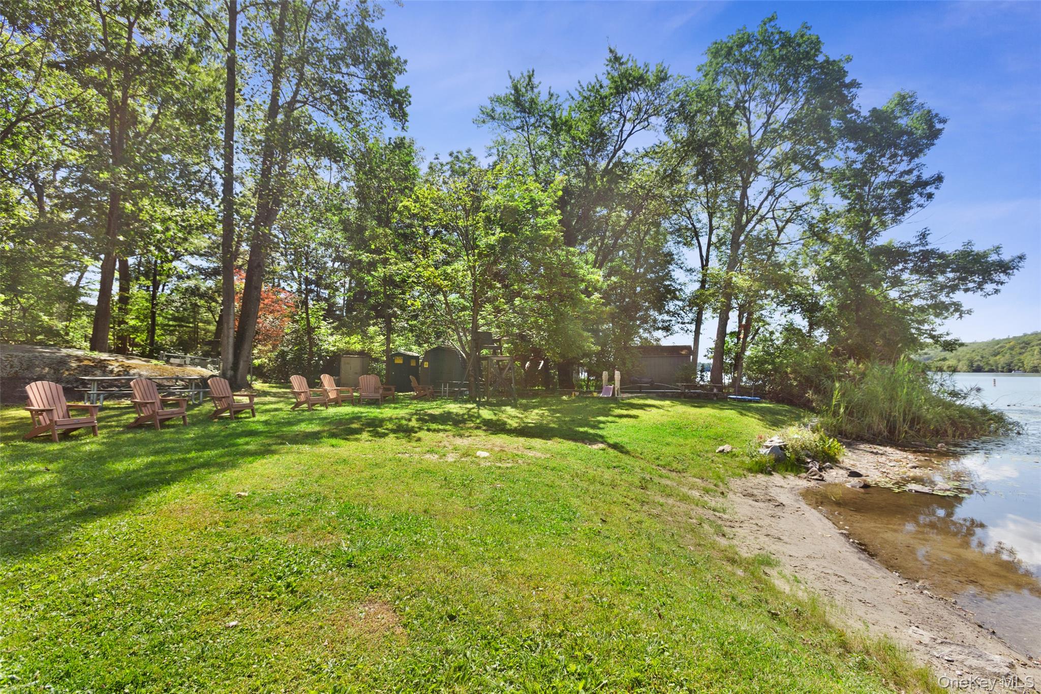 9 Oakdale Road, Putnam Valley, NY 10579