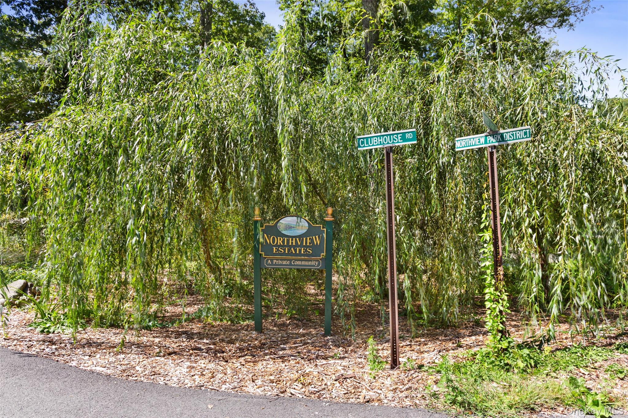 9 Oakdale Road, Putnam Valley, NY 10579