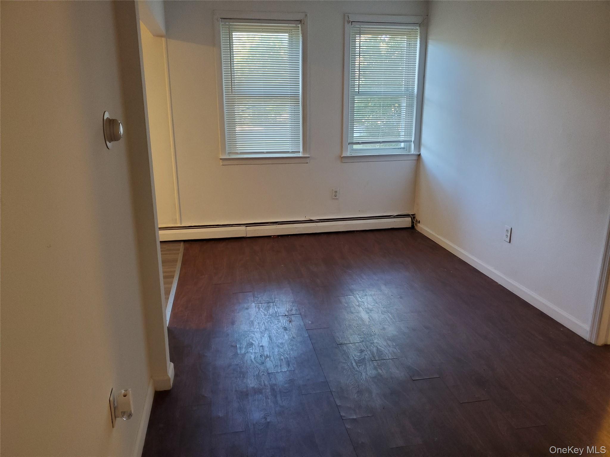 10 Sally Lane, Ridge, NY 11961