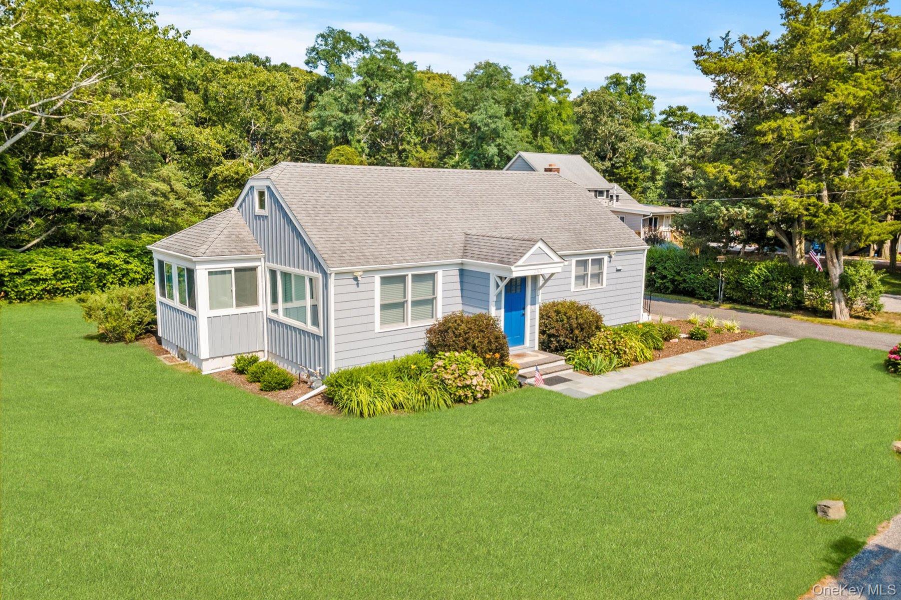 2360 Peconic Bay Boulevard, Laurel, NY 11948