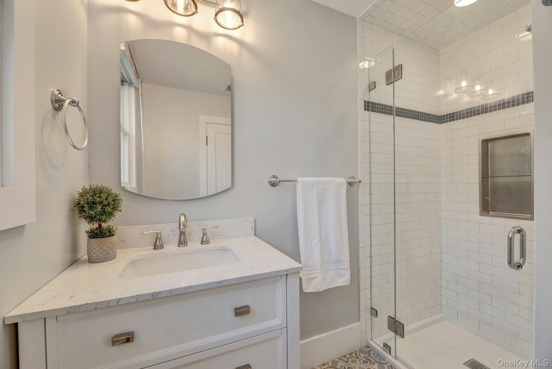 2360 Peconic Bay Boulevard, Laurel, NY 11948