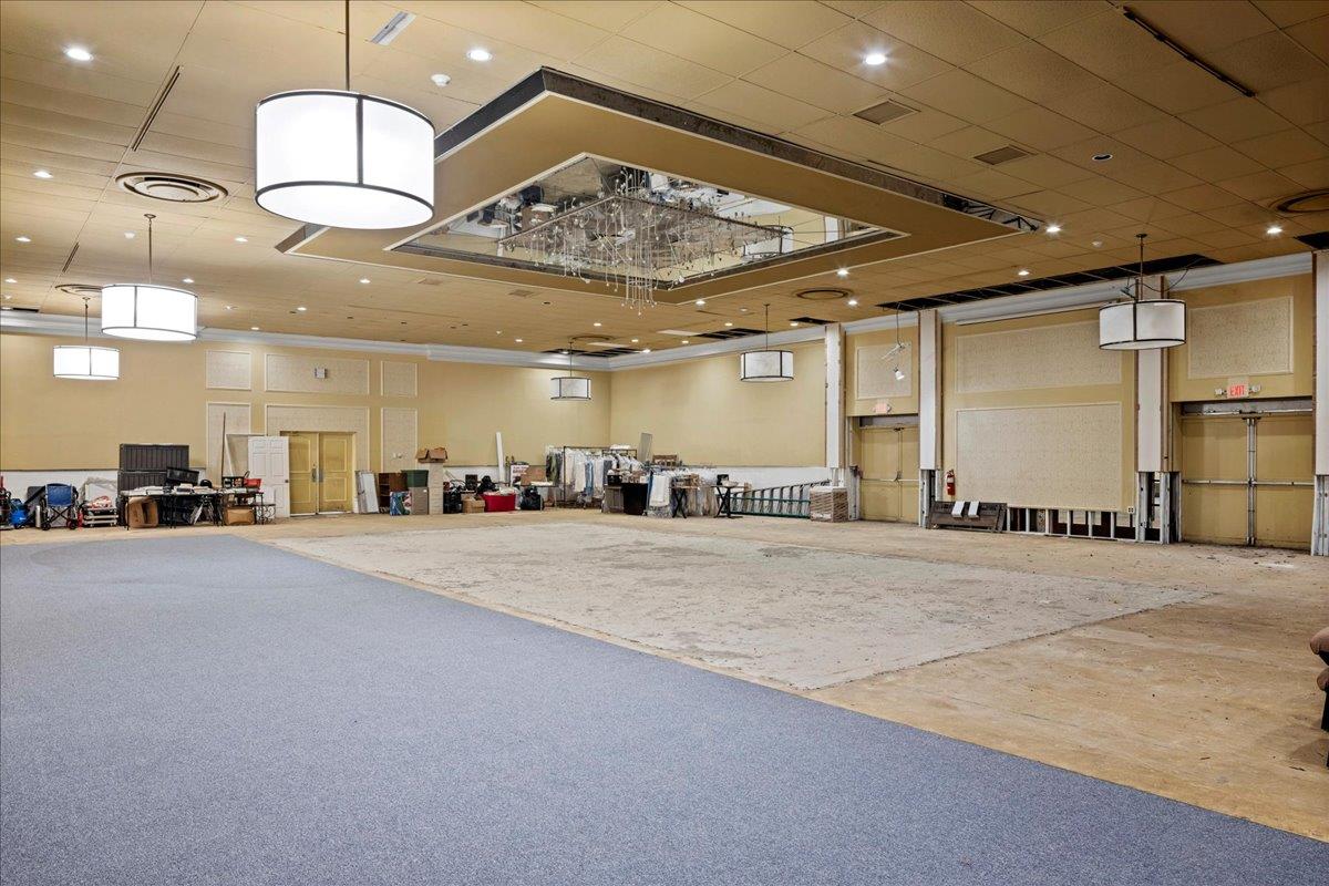 3315 Hillside Avenue, New Hyde Park, NY 11040