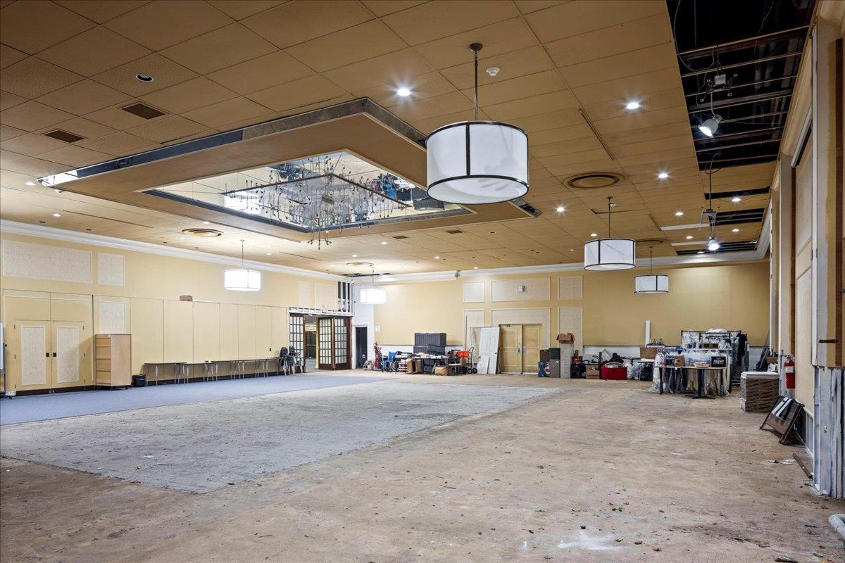 3315 Hillside Avenue, New Hyde Park, NY 11040