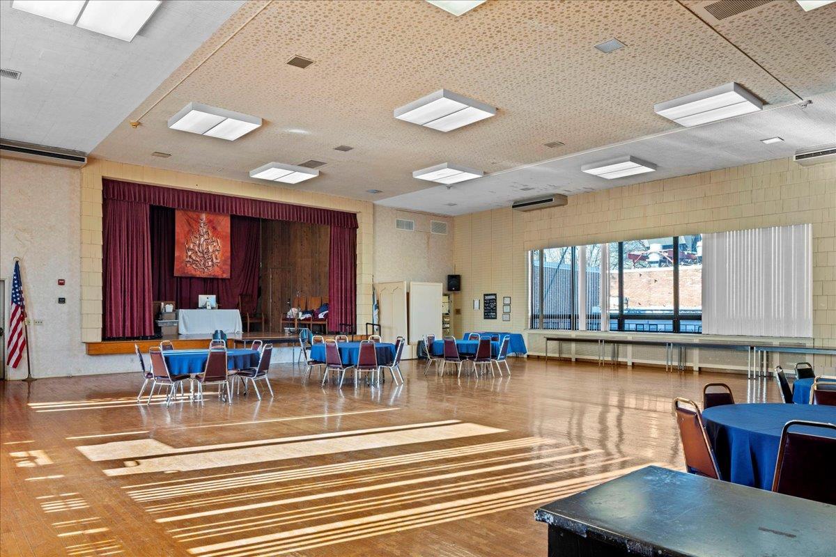 3315 Hillside Avenue, New Hyde Park, NY 11040