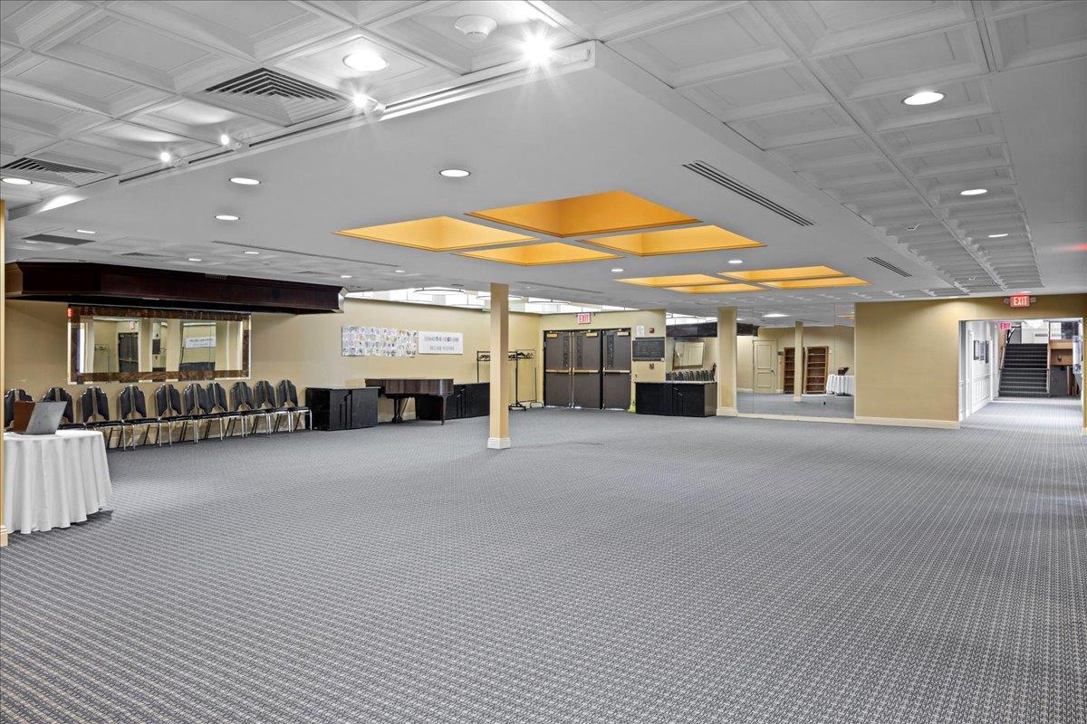 3315 Hillside Avenue, New Hyde Park, NY 11040