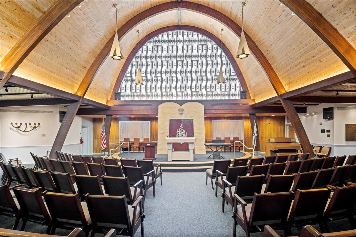 3315 Hillside Avenue, New Hyde Park, NY 11040