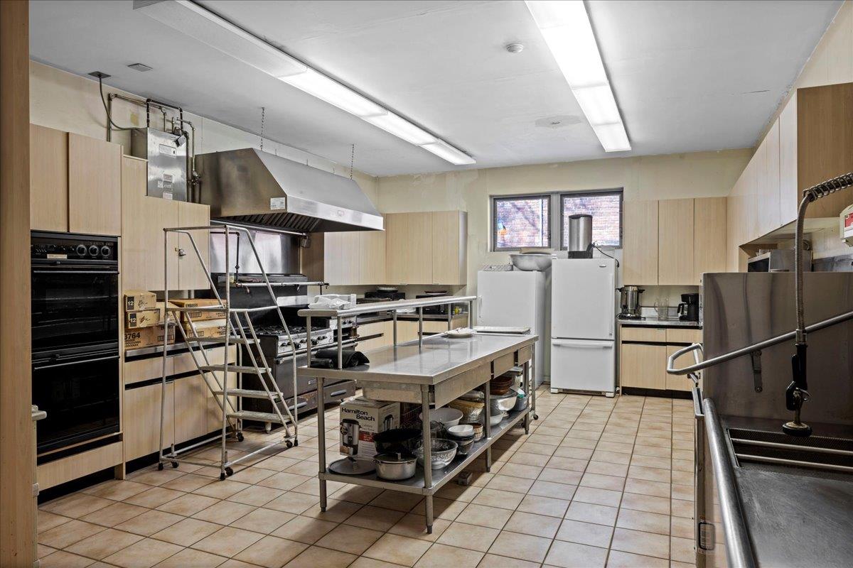 3315 Hillside Avenue, New Hyde Park, NY 11040