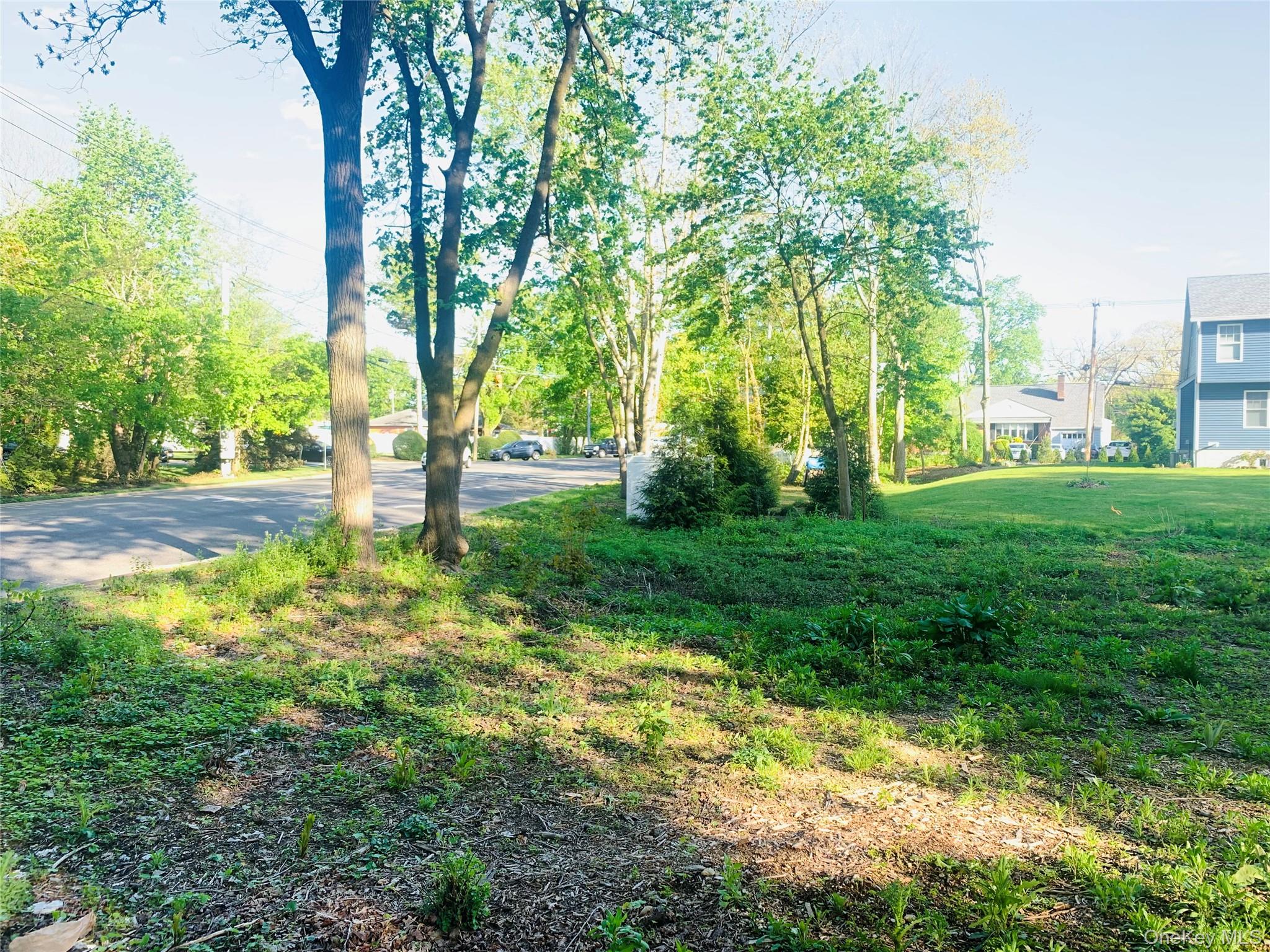 Huntington Station, NY 11746