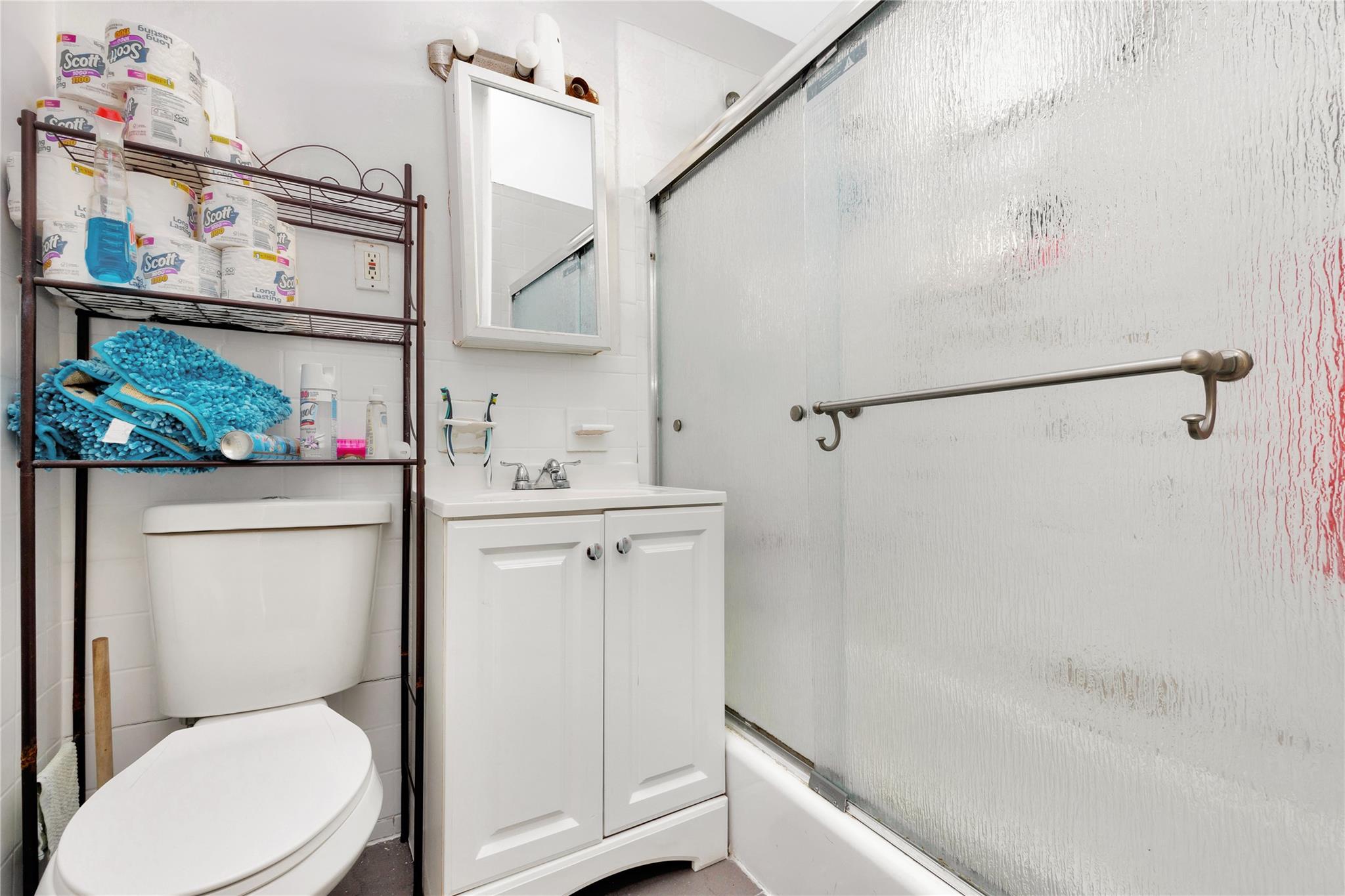 14-26 30 Drive, Astoria, NY 11102