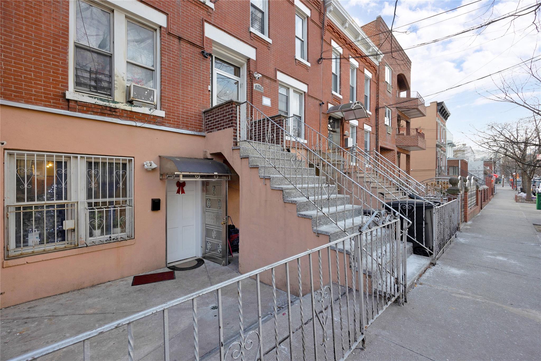 14-26 30 Drive, Astoria, NY 11102