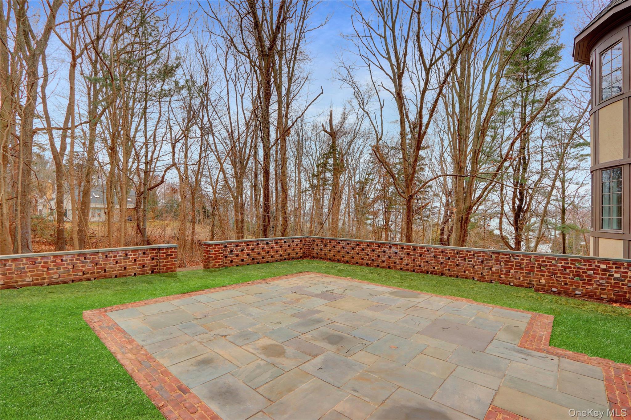 117 Centre Island Road, Centre Island, NY 11771