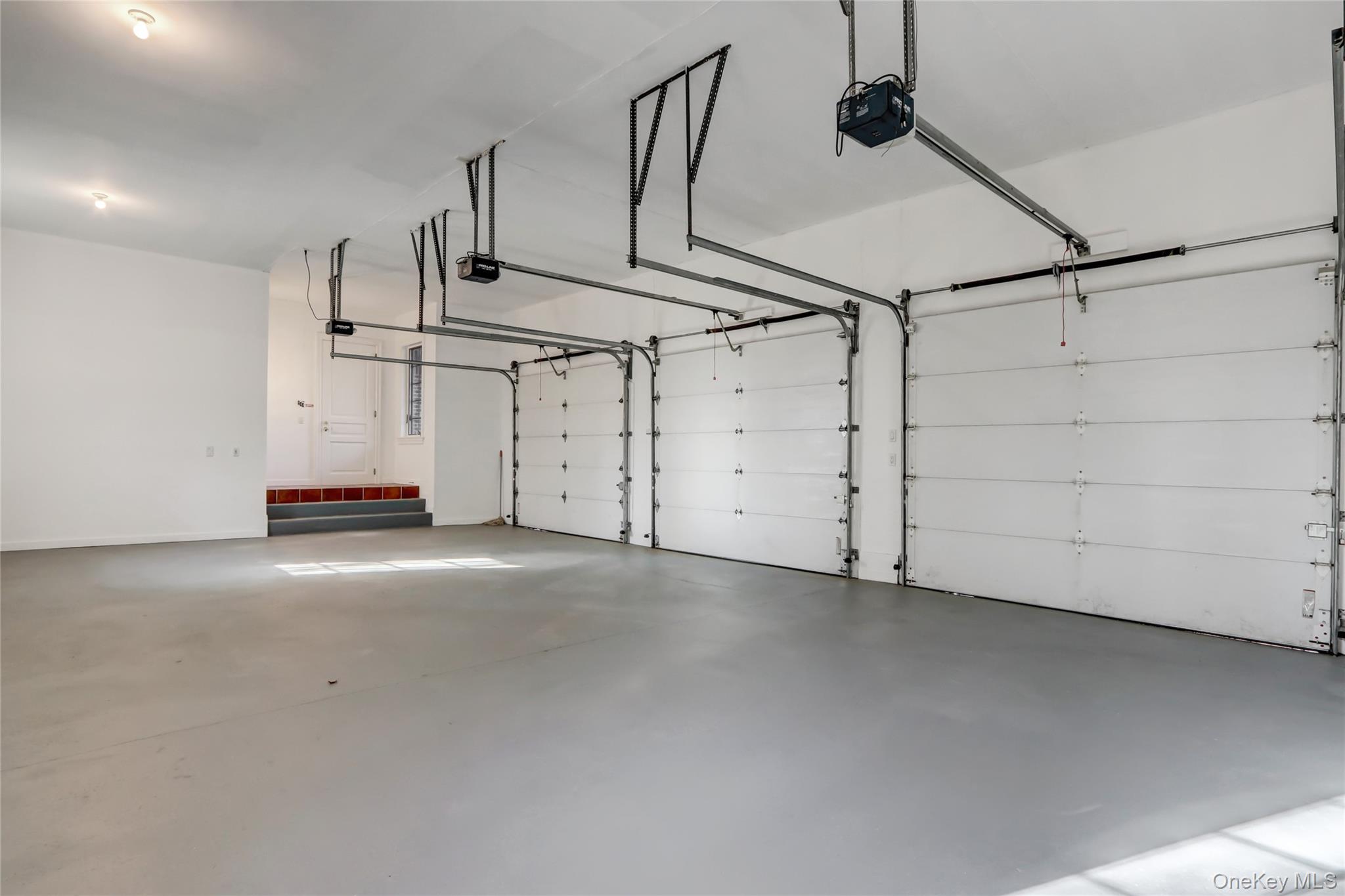 117 Centre Island Road, Centre Island, NY 11771