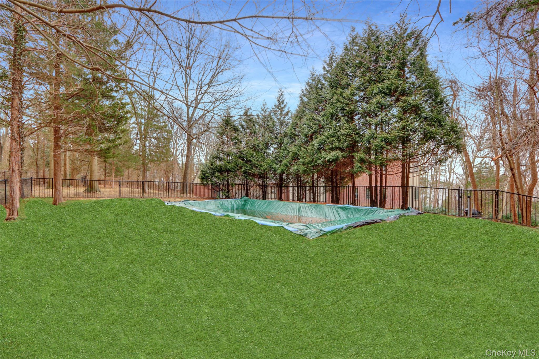 117 Centre Island Road, Centre Island, NY 11771