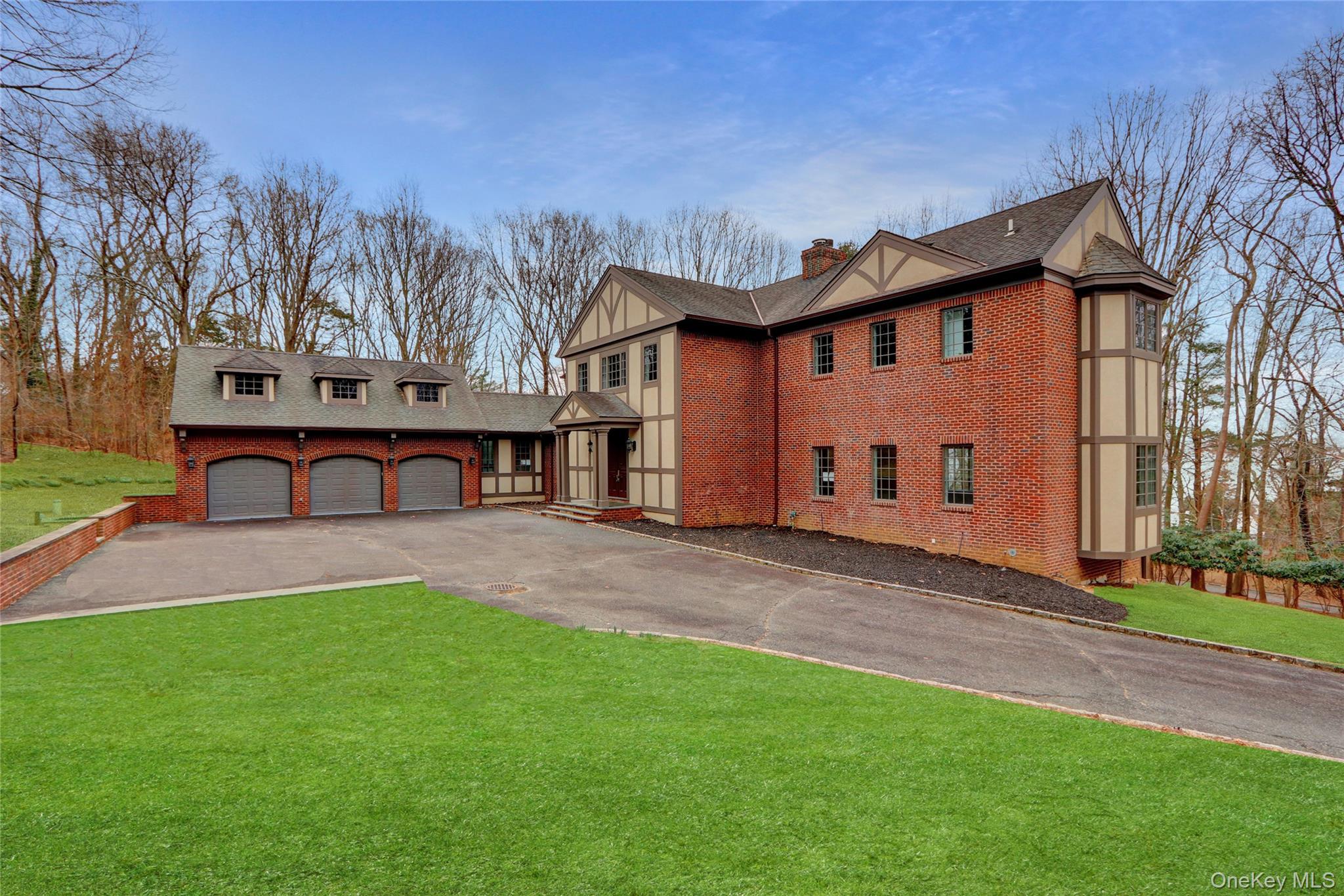 117 Centre Island Road, Centre Island, NY 11771