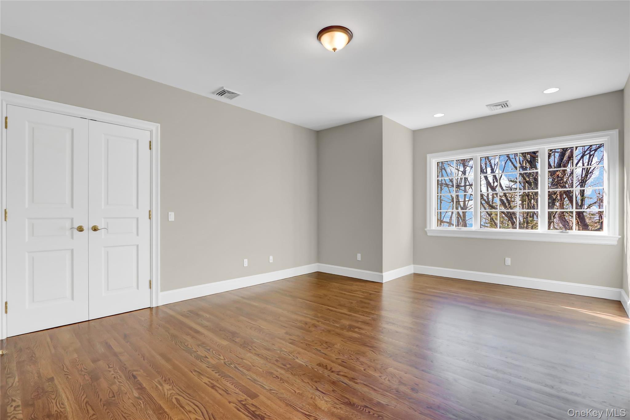 117 Centre Island Road, Centre Island, NY 11771