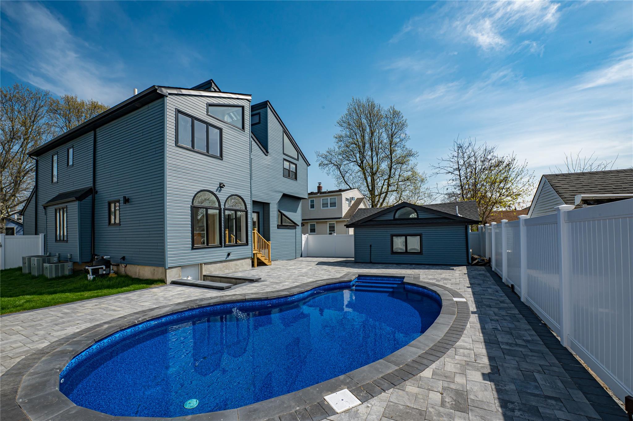 2726 Clarendon Avenue, Bellmore, NY 11710