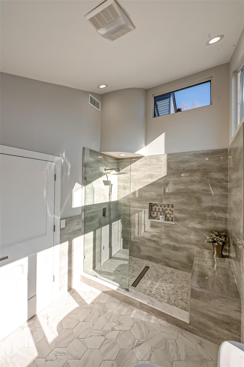 2726 Clarendon Avenue, Bellmore, NY 11710