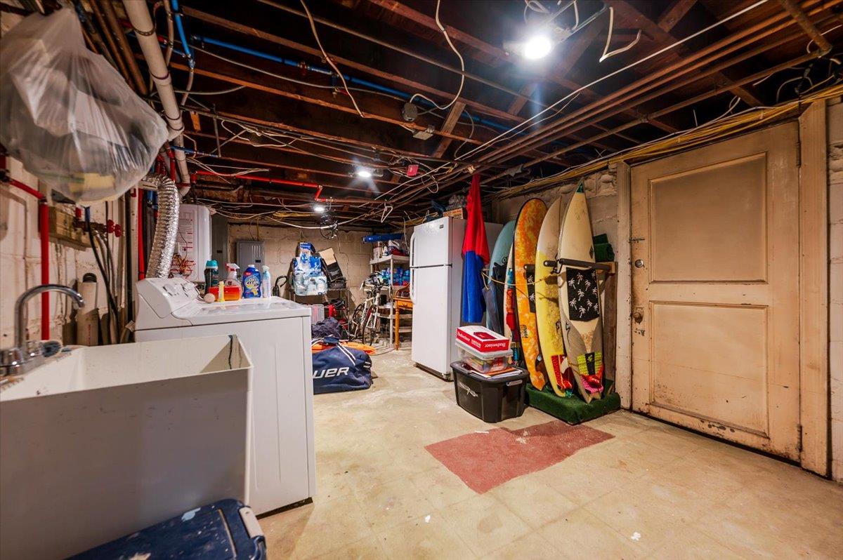 31 Rochester Avenue, East Atlantic Beach, NY 11561