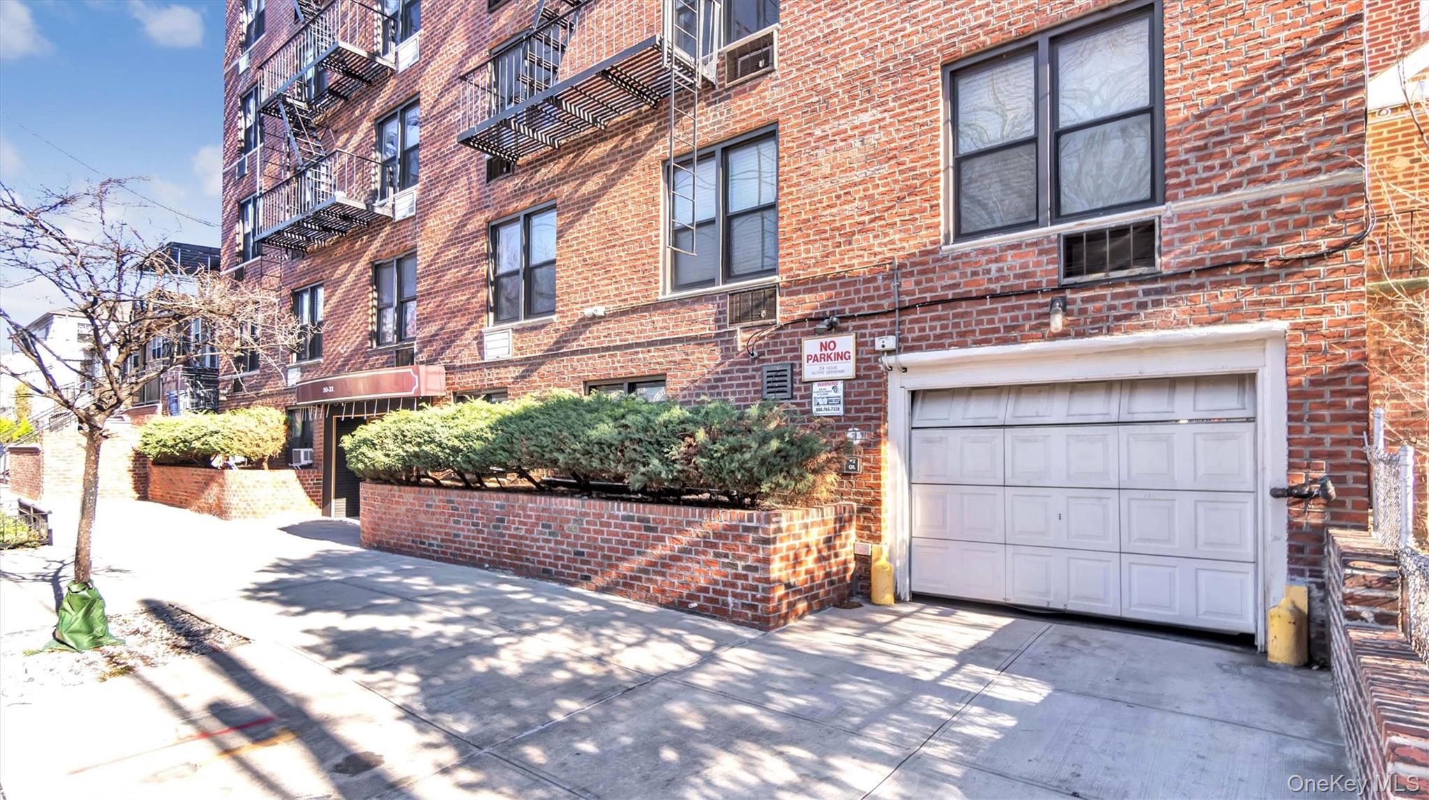 50-21 39th Place # 2C, Sunnyside, NY 11104