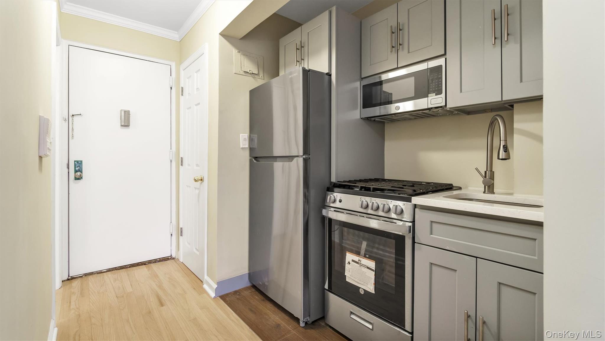 50-21 39th Place # 2C, Sunnyside, NY 11104