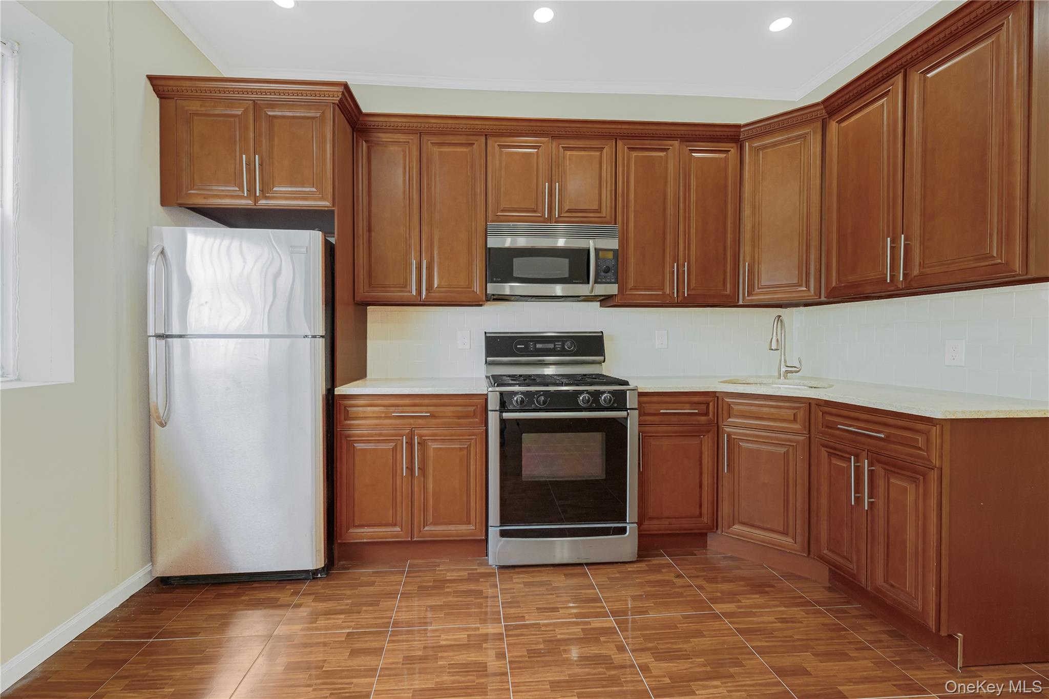 337 E 35th Street, Brooklyn, NY 11203