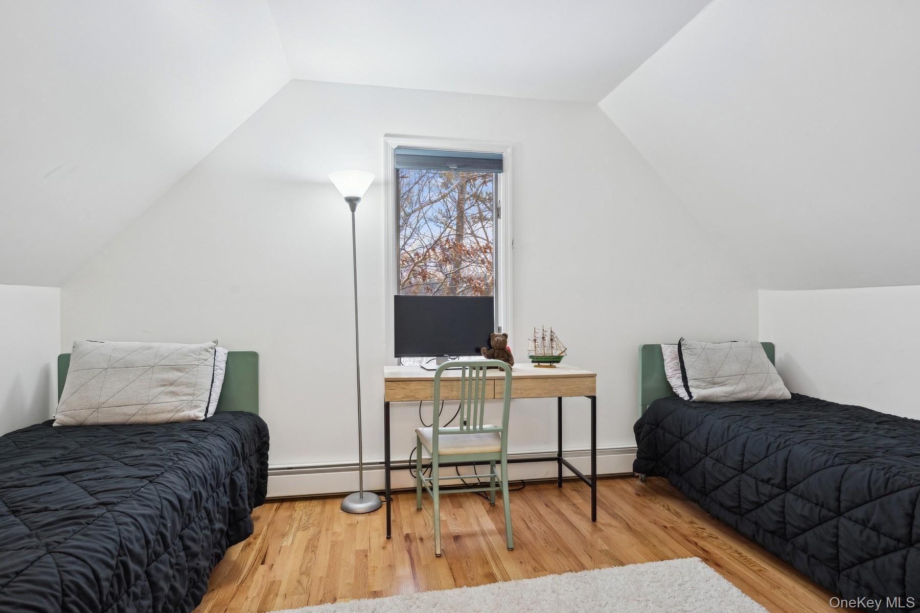 12 Hildreth Road, Hampton Bays, NY 11946