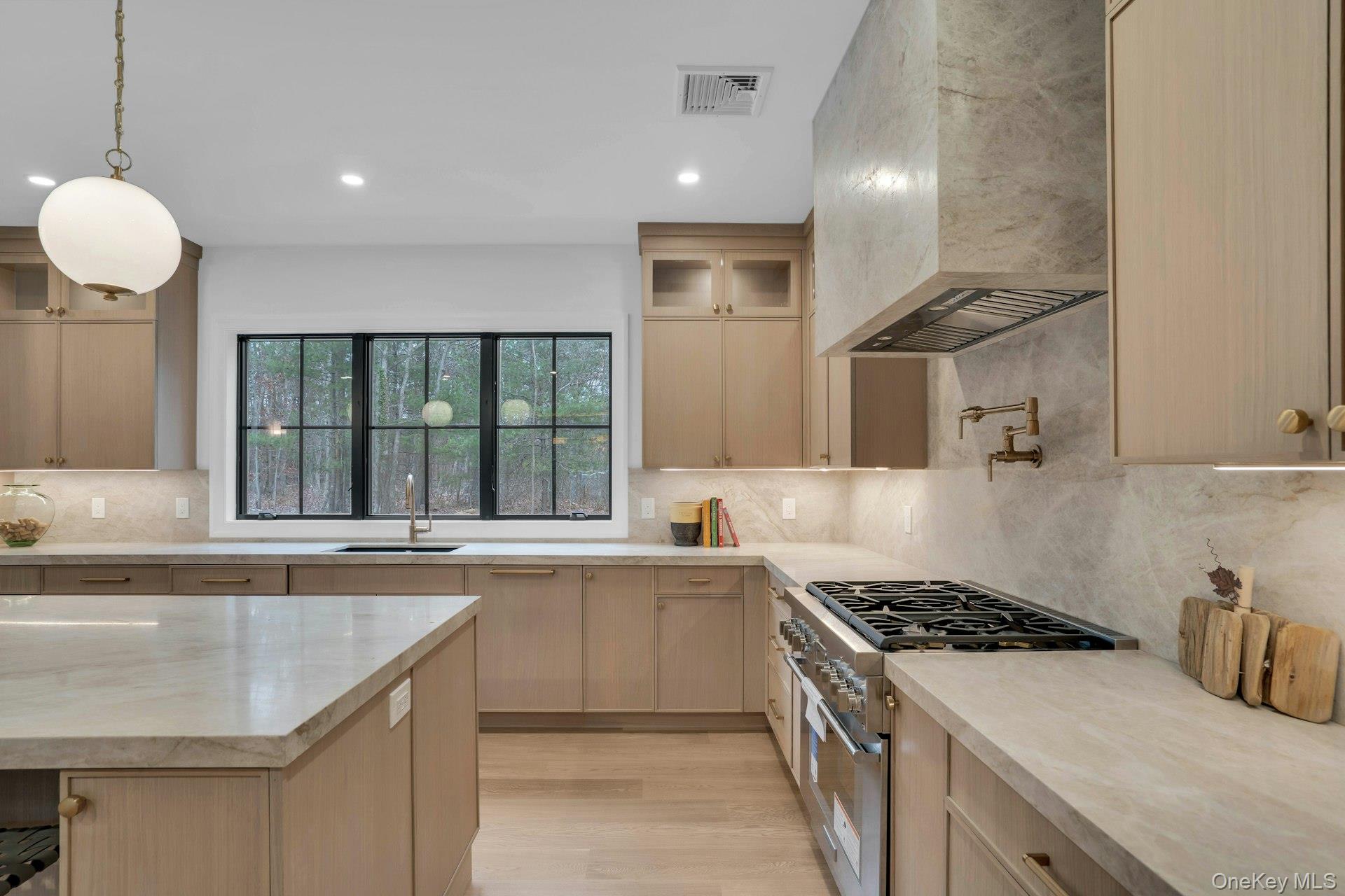 Lot 1 1003 Baldwin Path, Dix Hills, NY 11746