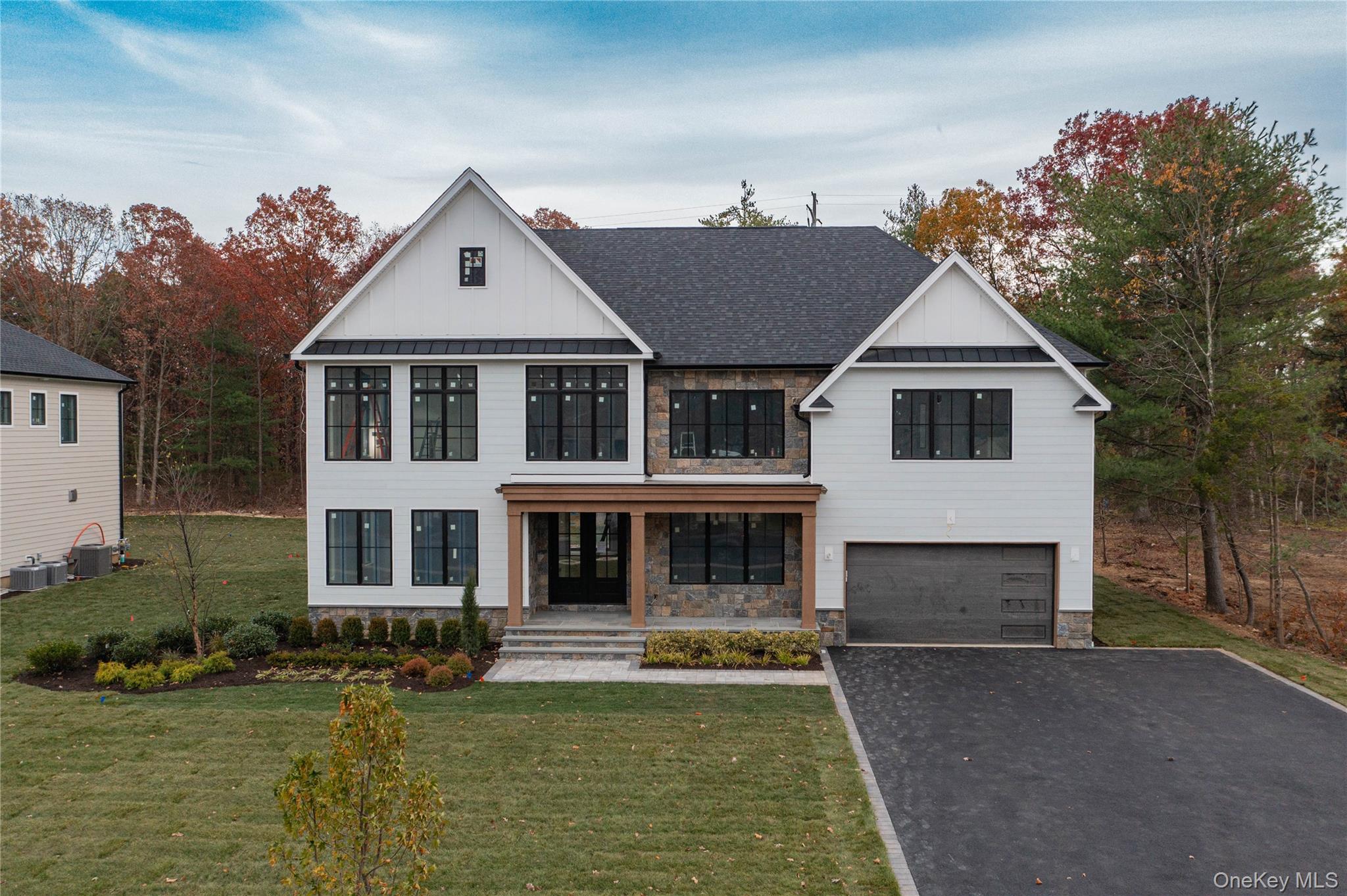 Lot 1 1003 Baldwin Path, Dix Hills, NY 11746