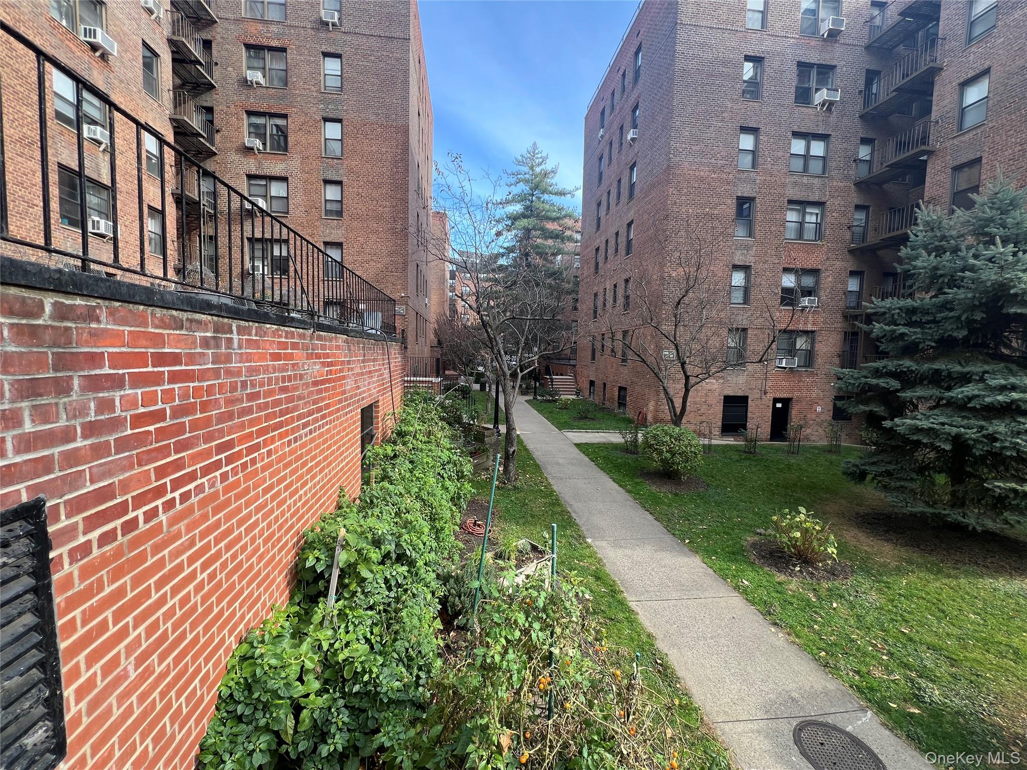 105-20 66th Ave. # 1A, Forest Hills, NY 11375