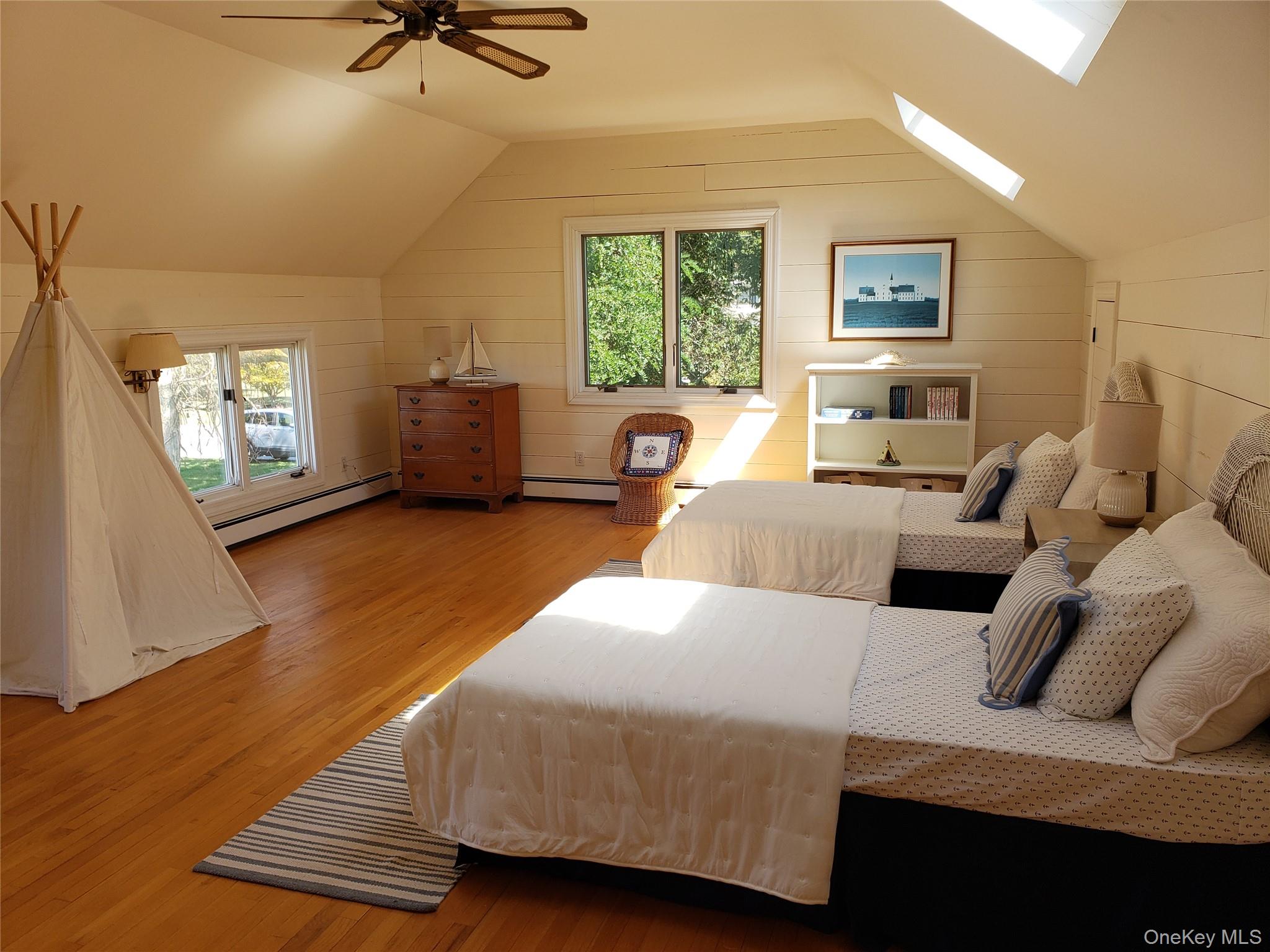 90 Peconic Avenue, Shelter Island, NY 11964