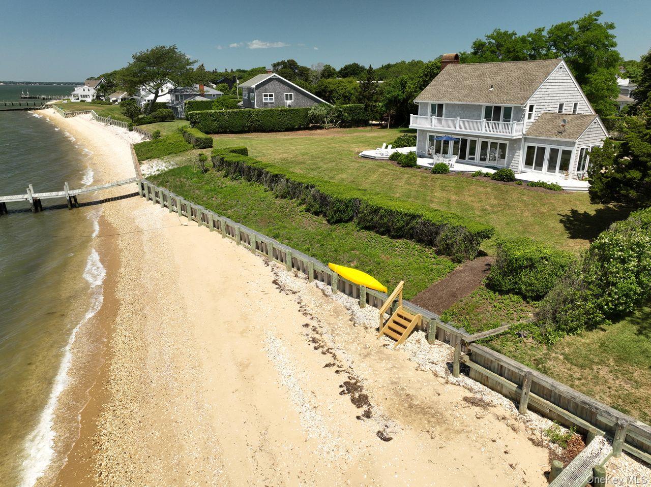 90 Peconic Avenue, Shelter Island, NY 11964