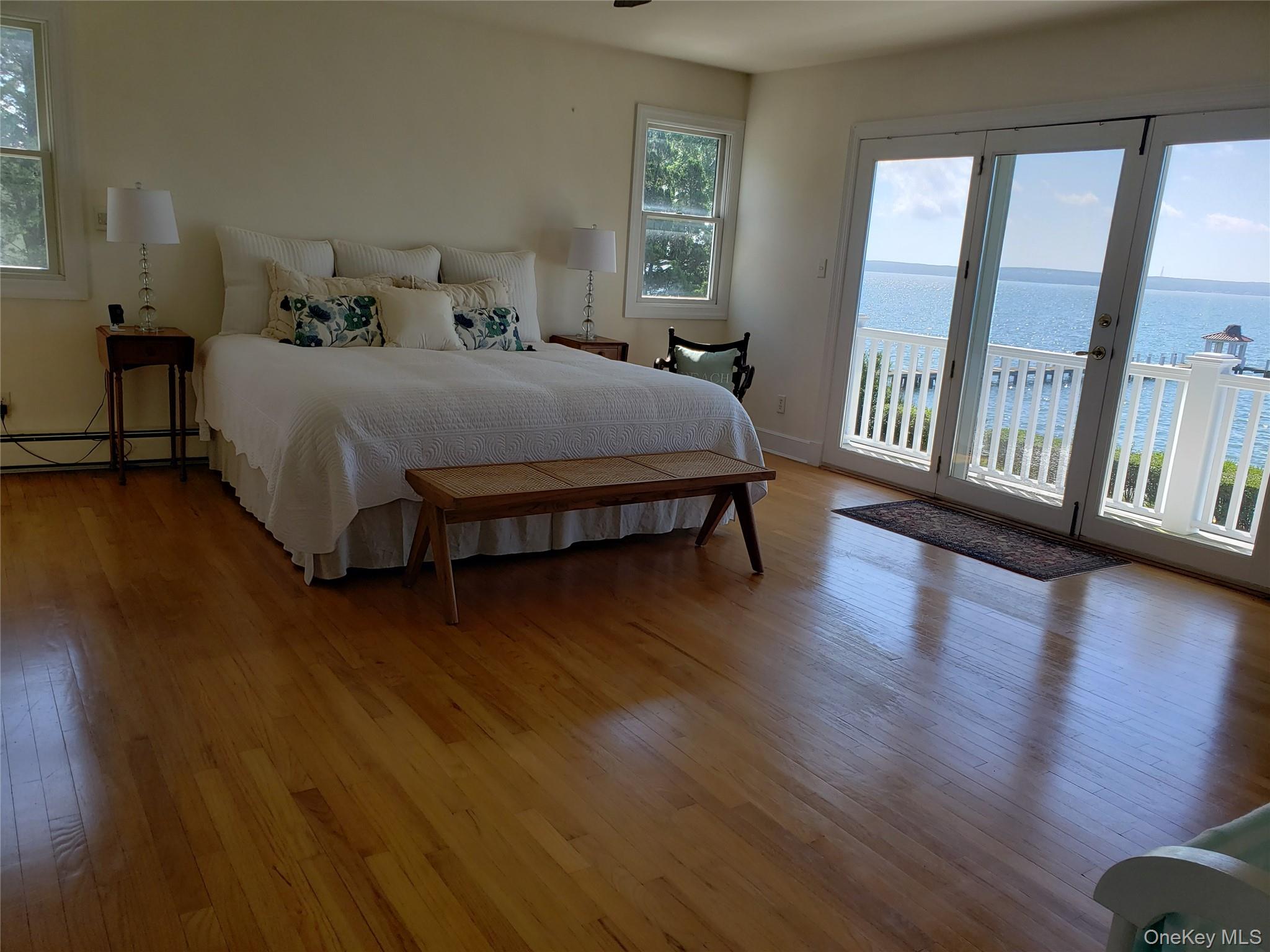 90 Peconic Avenue, Shelter Island, NY 11964