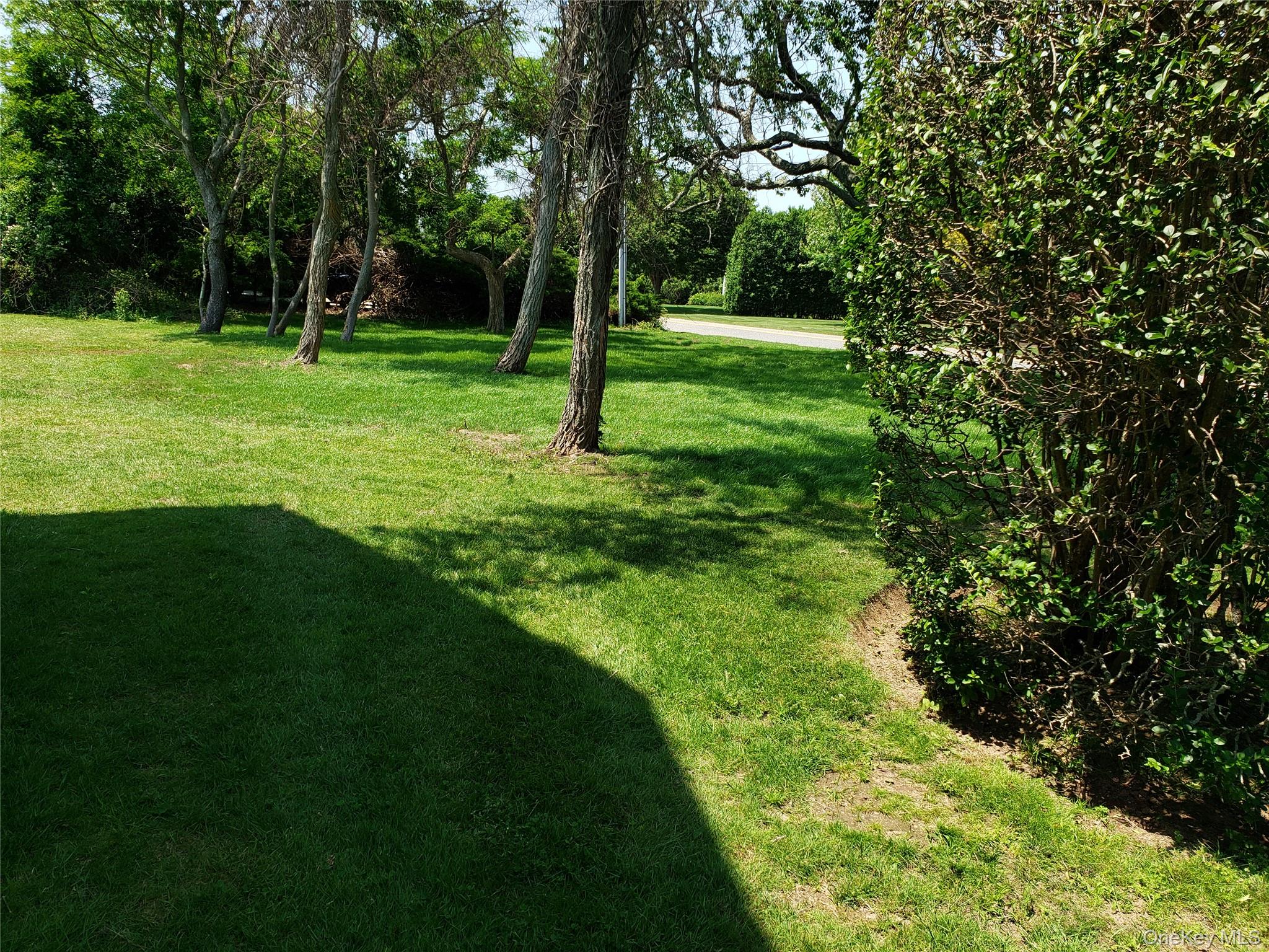 90 Peconic Avenue, Shelter Island, NY 11964