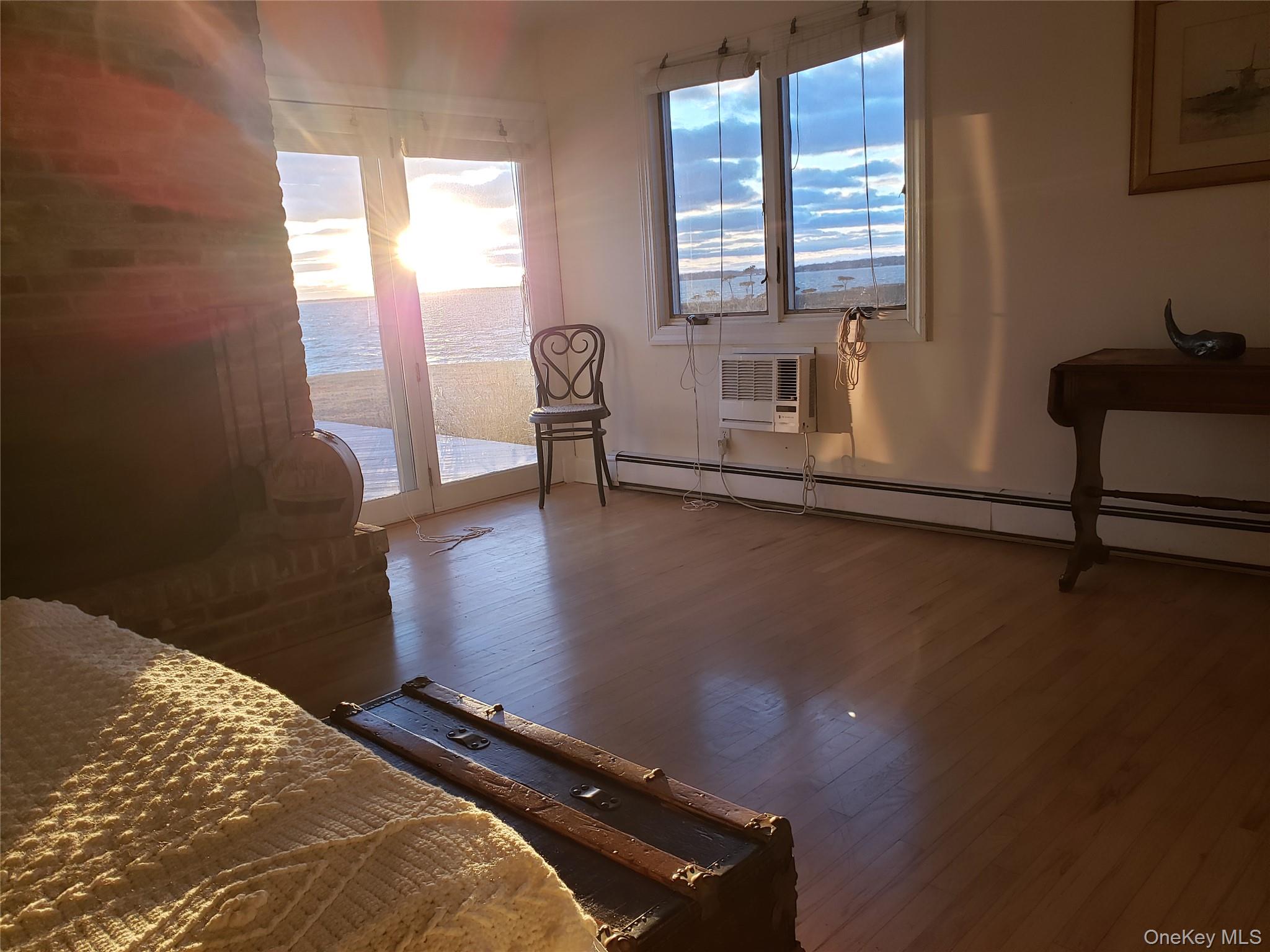 90 Peconic Avenue, Shelter Island, NY 11964