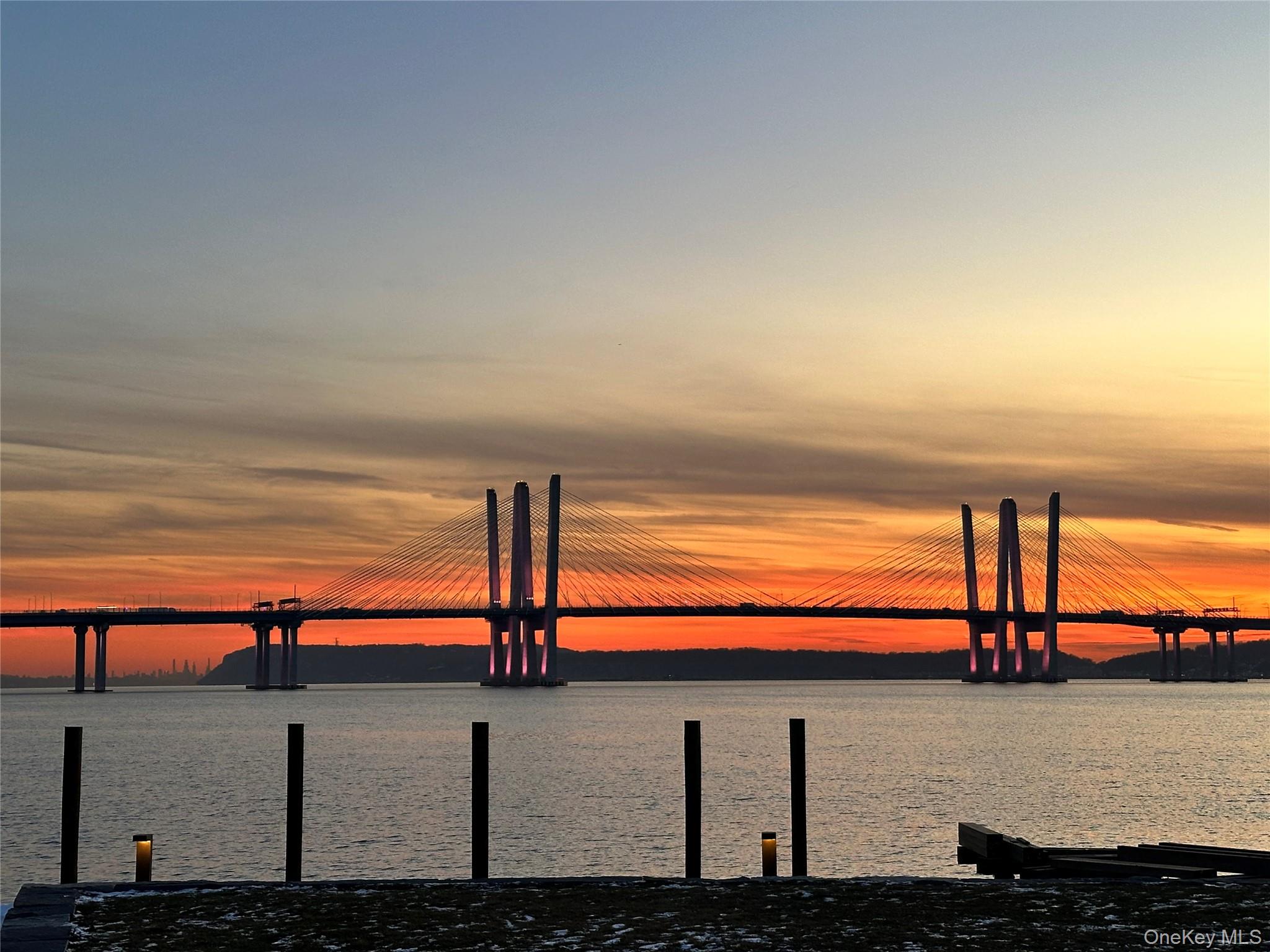 4 Lighthouse Landing # TH14, Sleepy Hollow, NY 10591