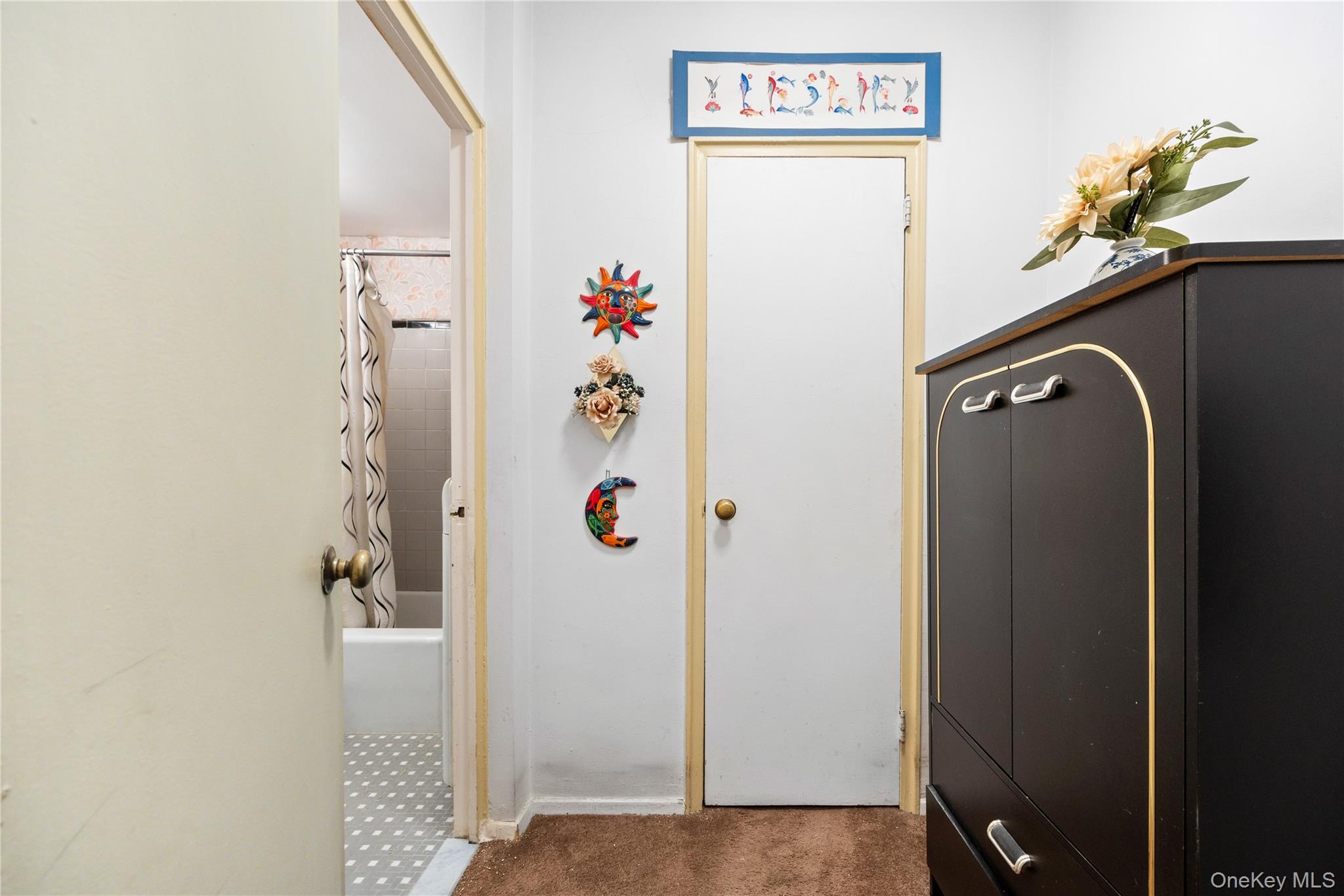 110-45 Queens Blvd # 719, Forest Hills, NY 11375