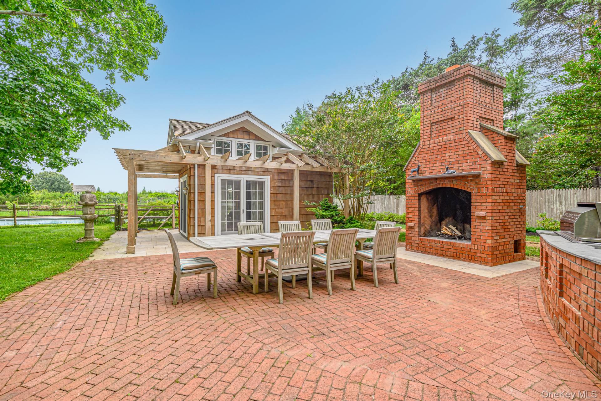 132 Sayres Path, Wainscott, NY 11975