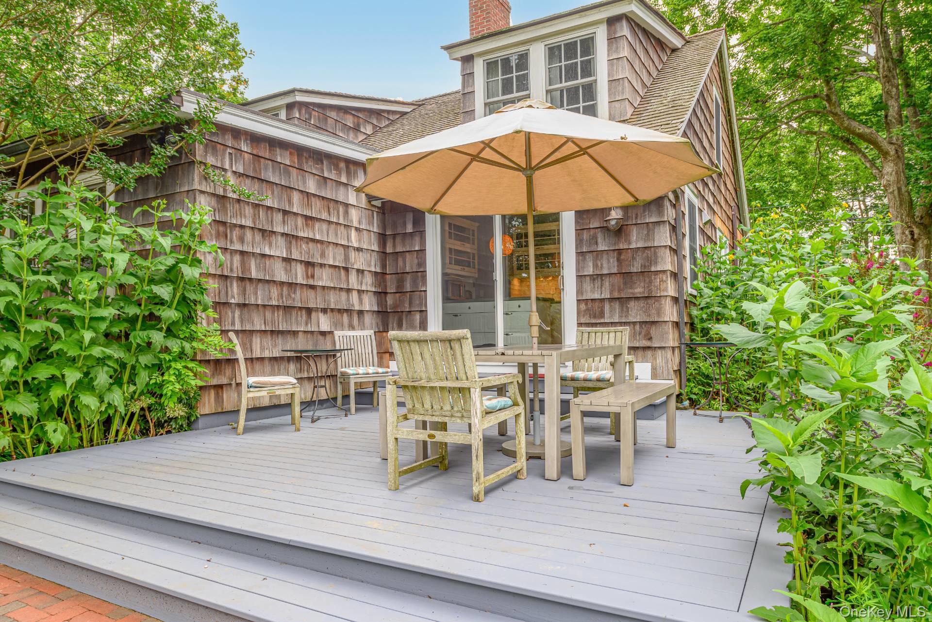 132 Sayres Path, Wainscott, NY 11975