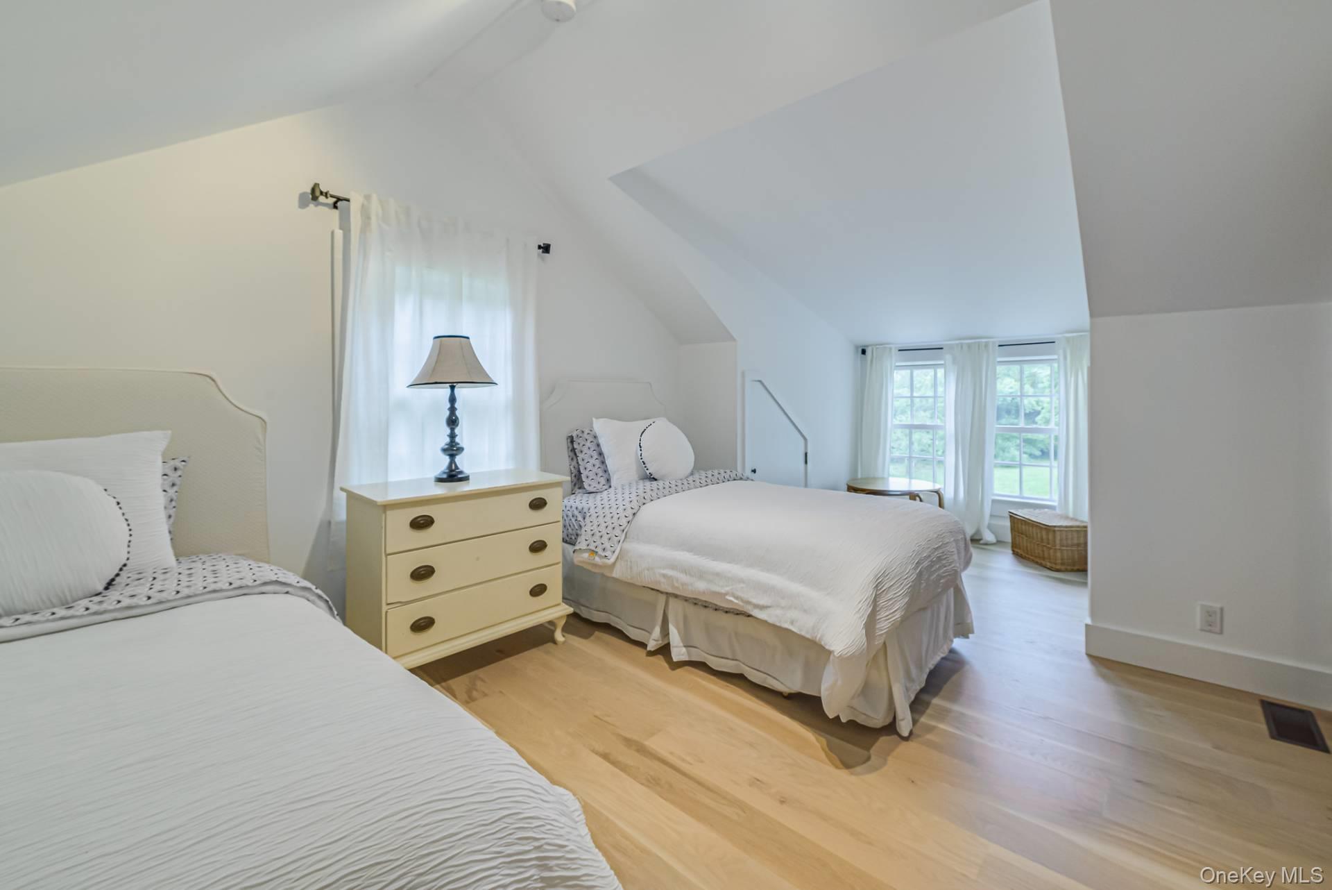 132 Sayres Path, Wainscott, NY 11975