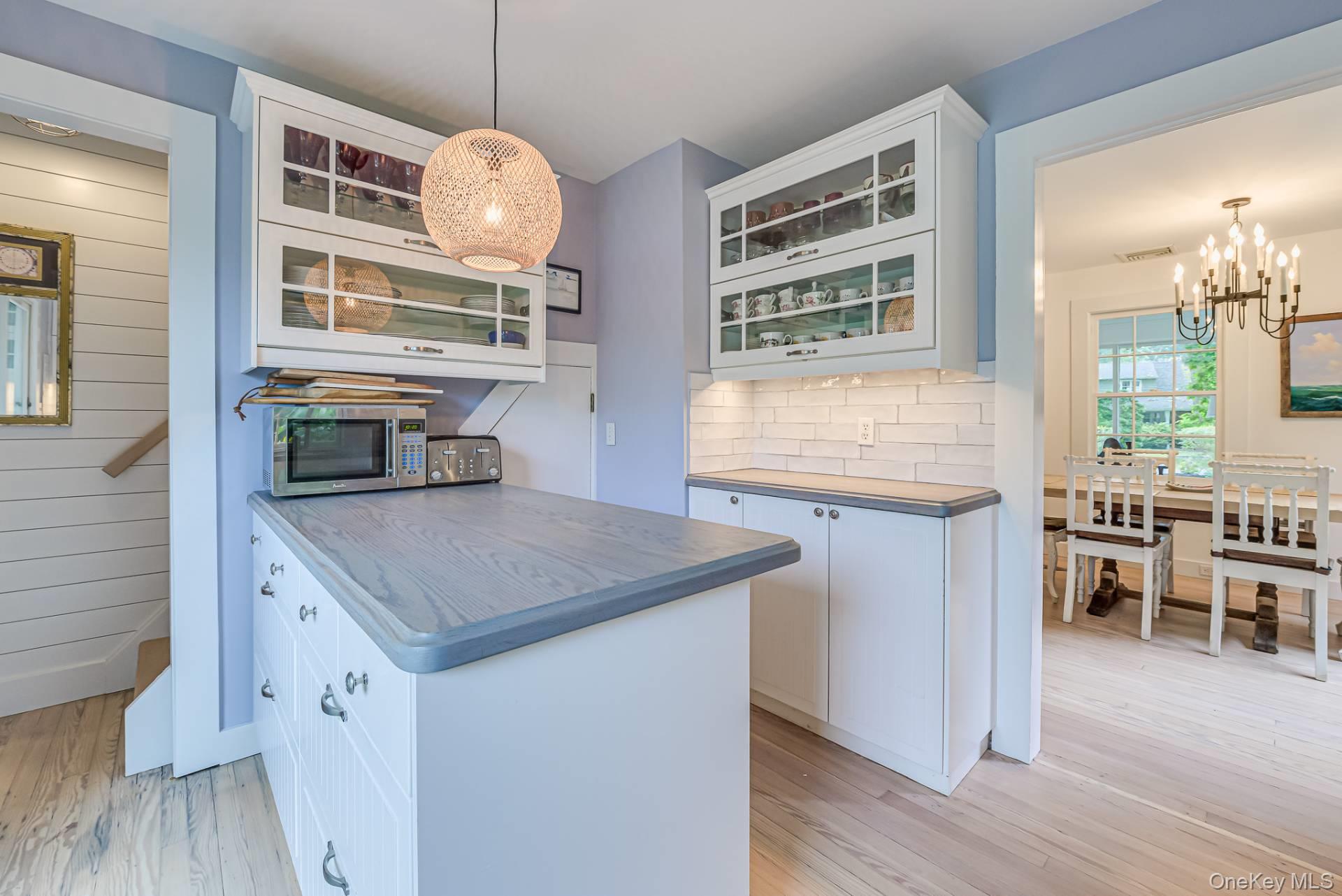 132 Sayres Path, Wainscott, NY 11975