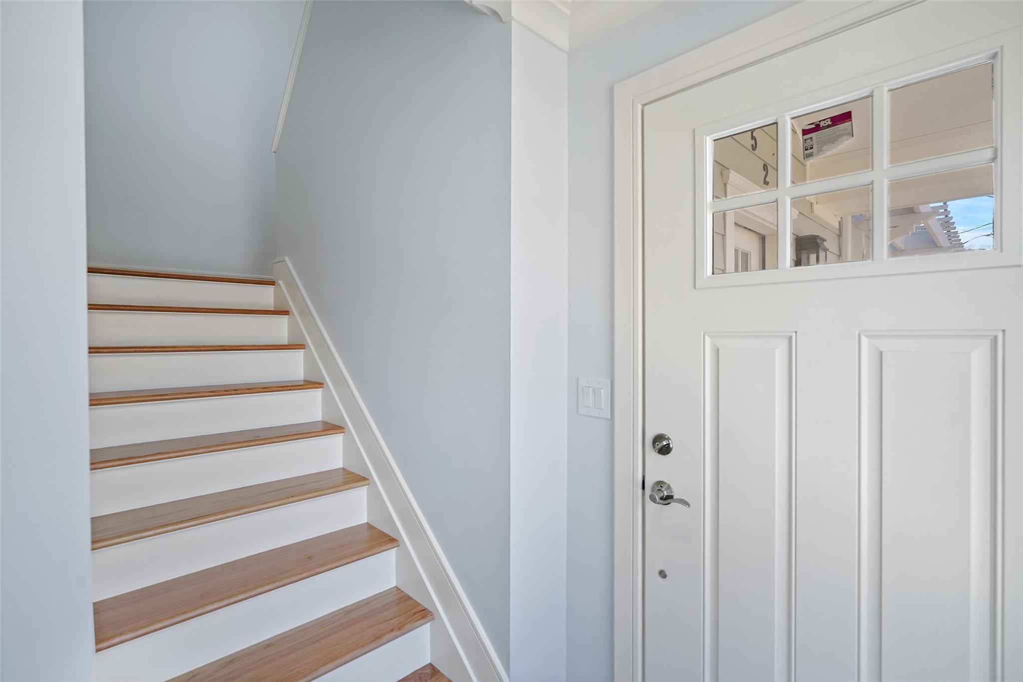 52 McIntyre Street, Bronxville, NY 10708