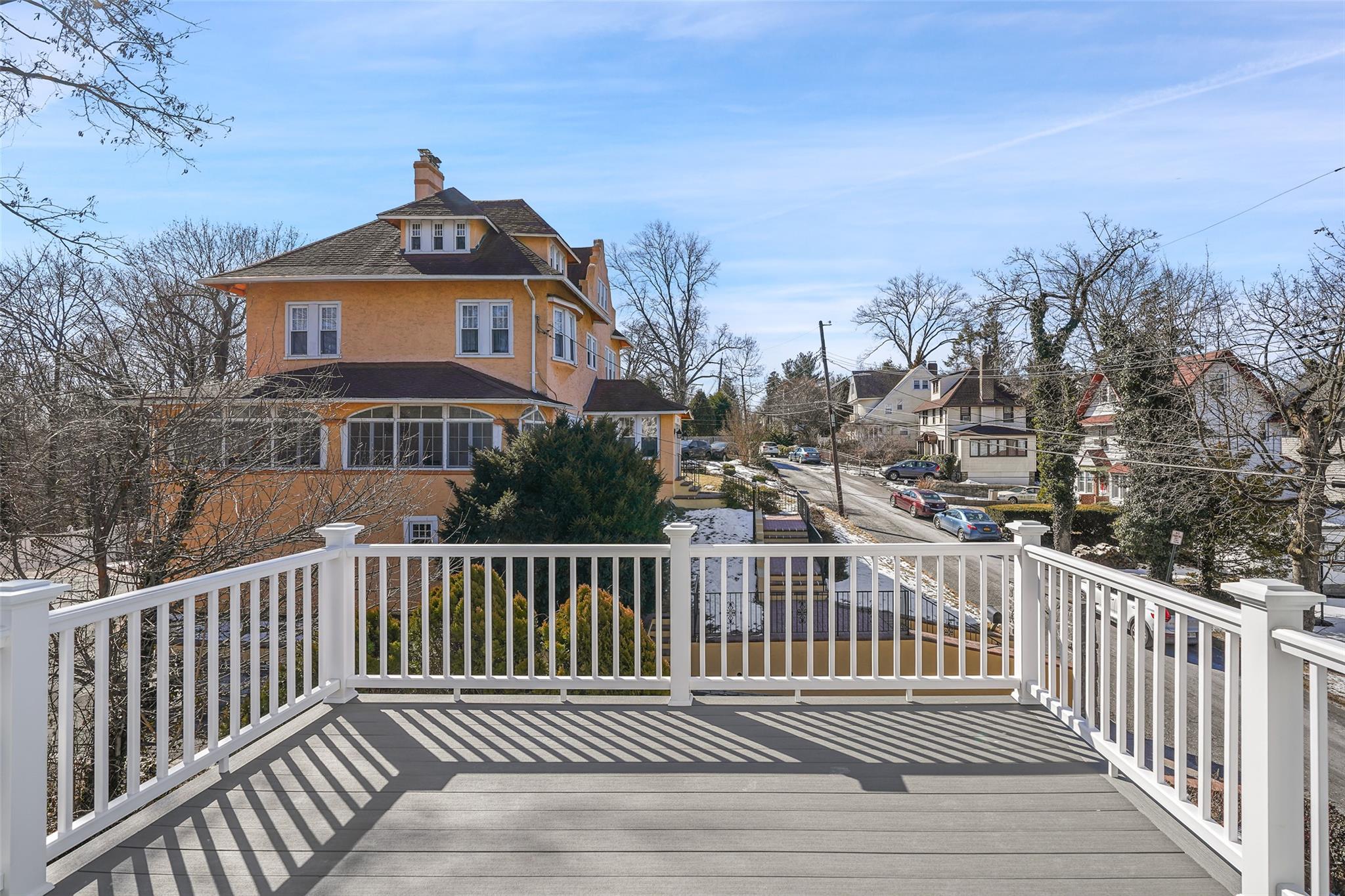 52 McIntyre Street, Bronxville, NY 10708