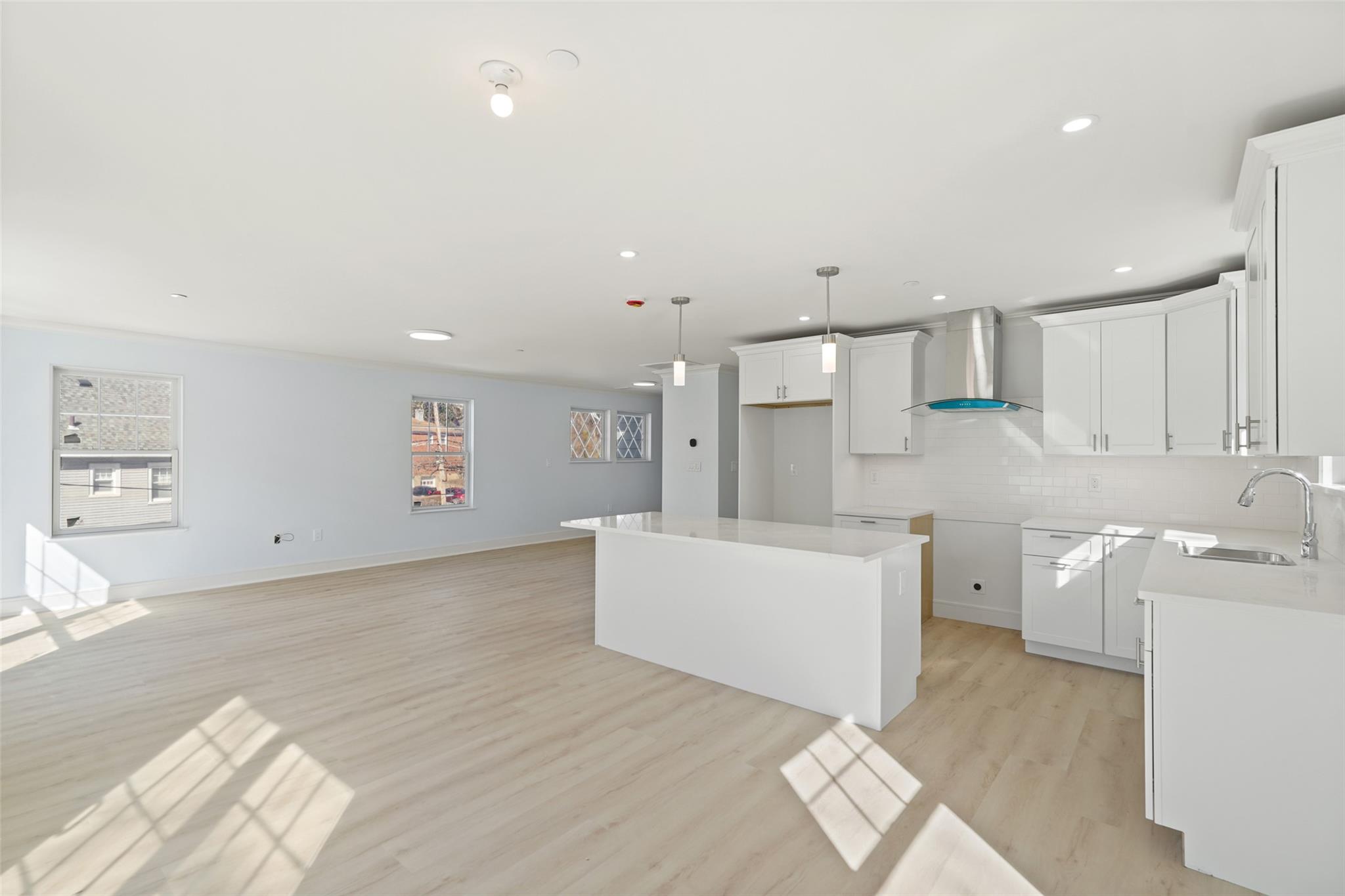 52 McIntyre Street, Bronxville, NY 10708