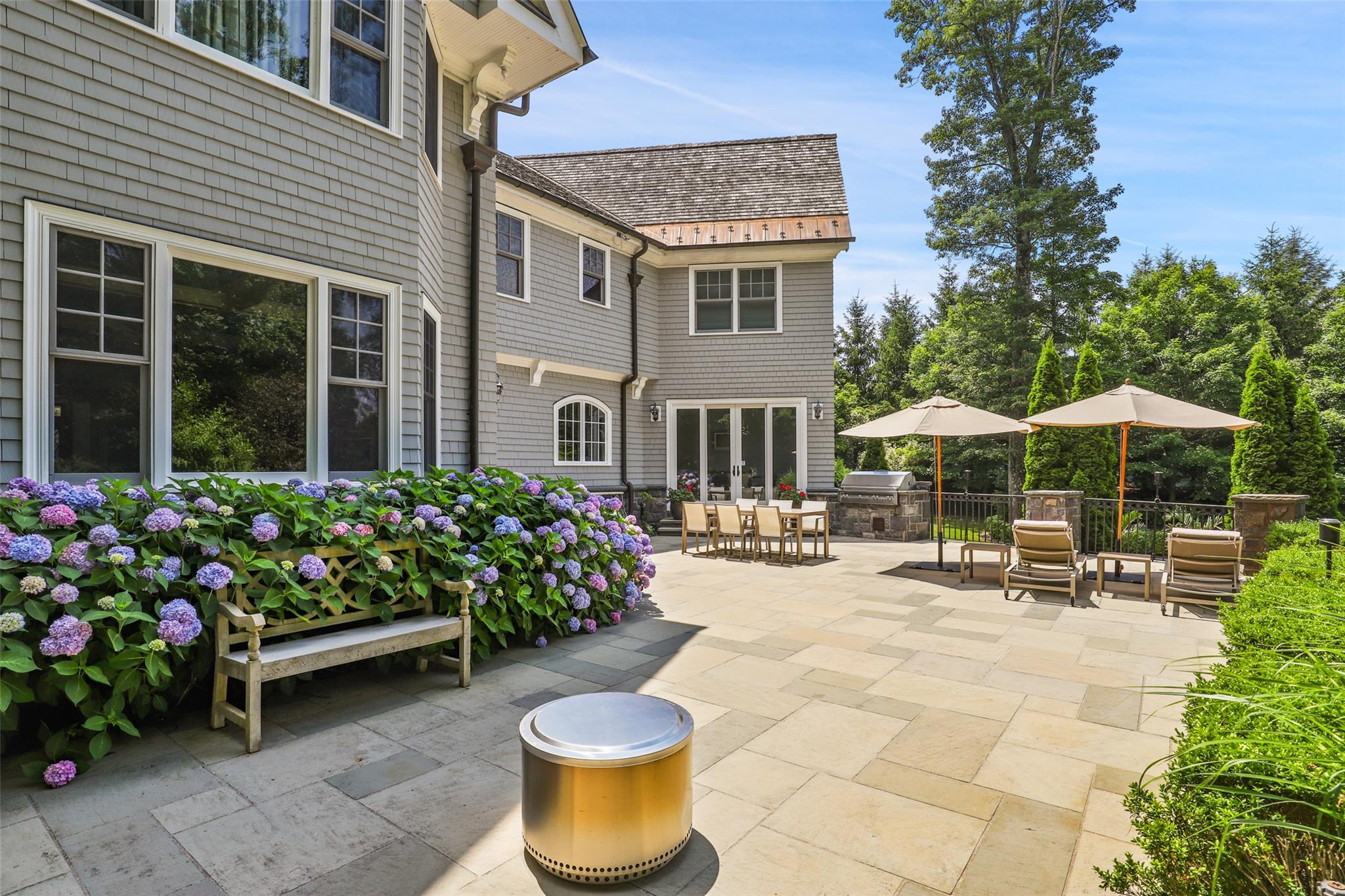 2 Terrace Circle, Armonk, NY 10504