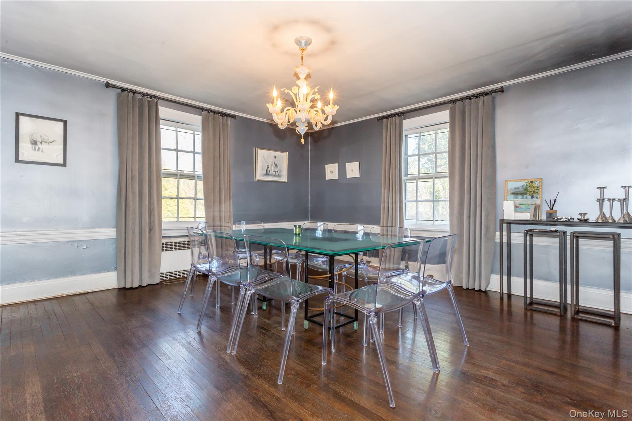 180 Longwood Crossing, Lawrence, NY 11559