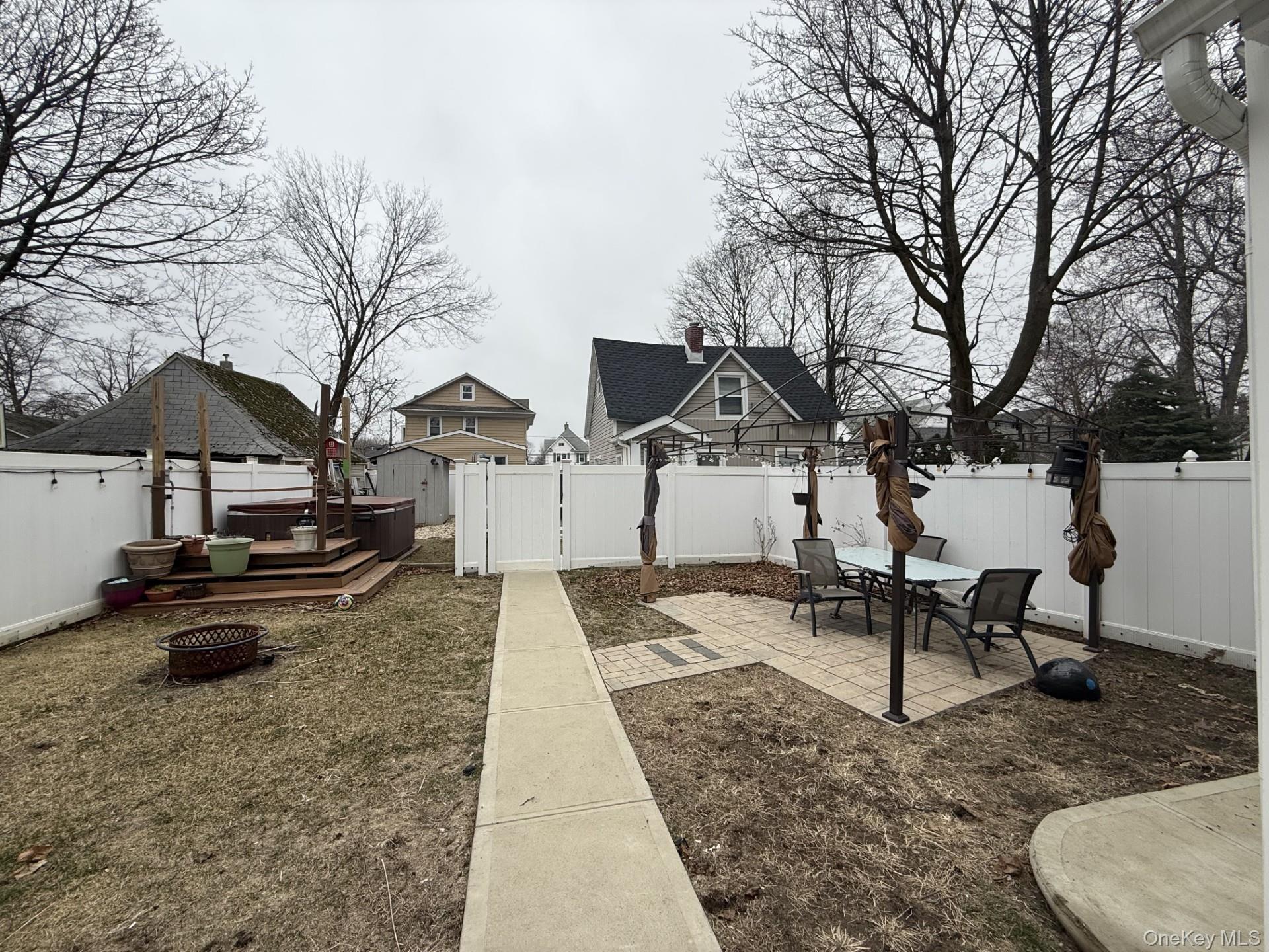 45 Lynbrook Avenue, Lynbrook, NY 11563