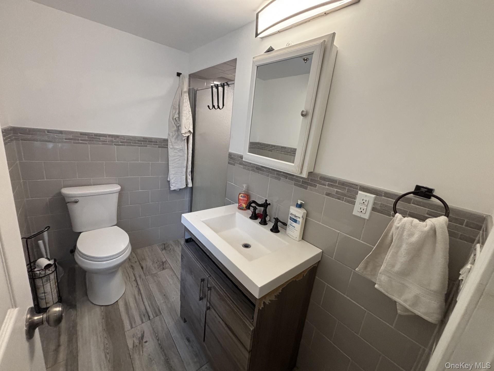 45 Lynbrook Avenue, Lynbrook, NY 11563